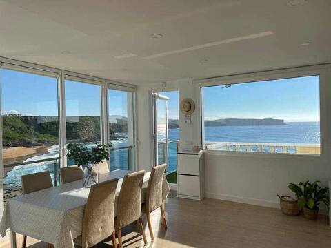 Sunset apartment overlooking Playa de Los Locos
