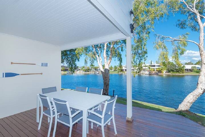 Noosa Entrance 3 Bedroom Waterfront T/house – 15