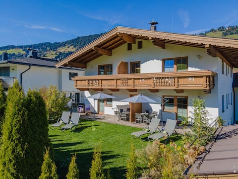 Top performing Airbnb: Apartment in Brixen near Wilder Kaiser Gondola in Brixen Im Thale