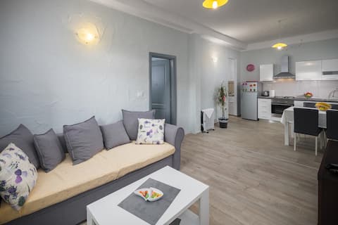 Top Airbnb: Mario - apartment mario with private garden and ch in Stranići Kod Nove Vasi