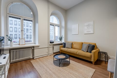 Successful Airbnb property: Renovated Loft in a Historical Downtown Building in Kyttälä A