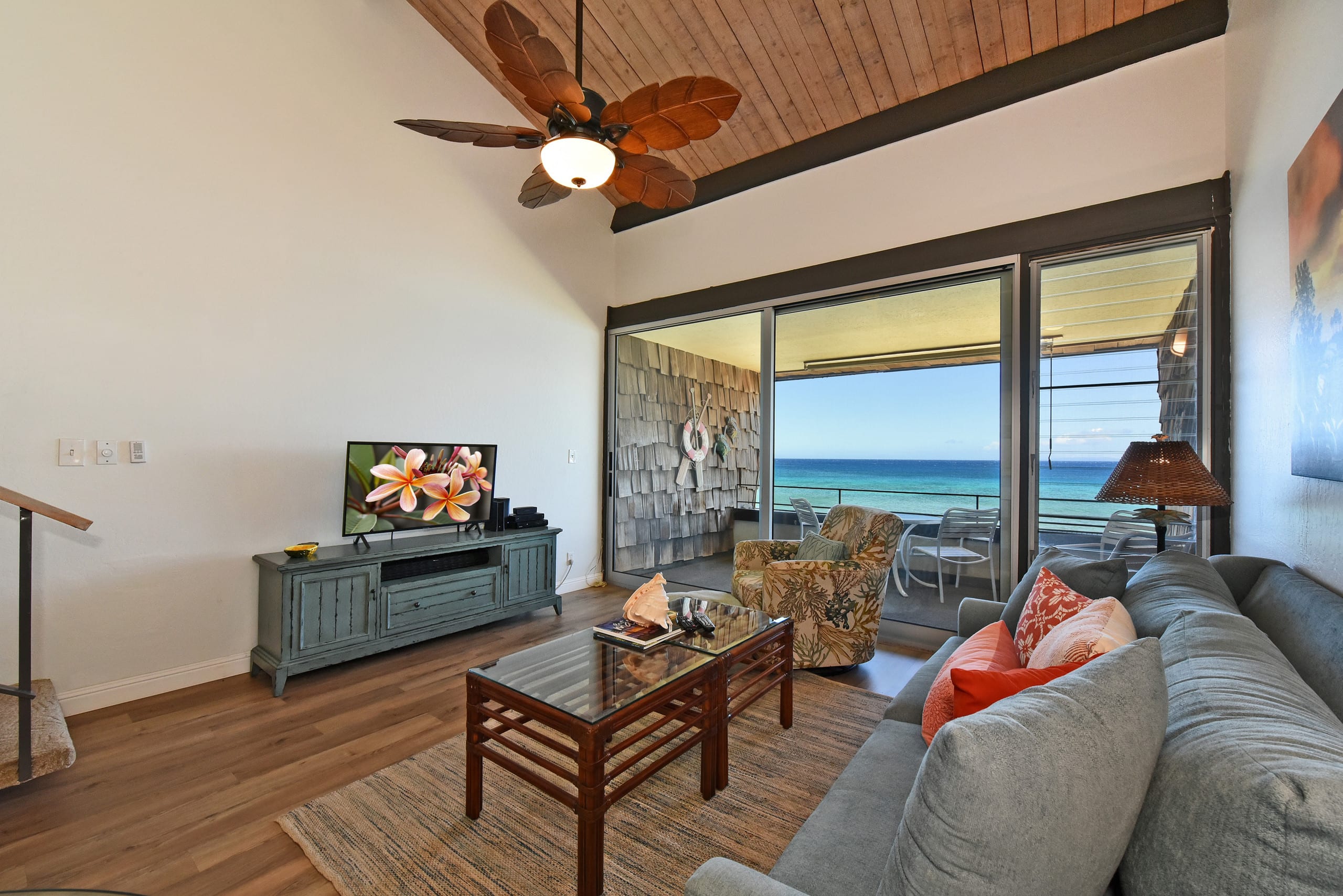 Condo in Lahaina · ★4.86 · 2 bedrooms · 3 beds · 2 baths - Image 15