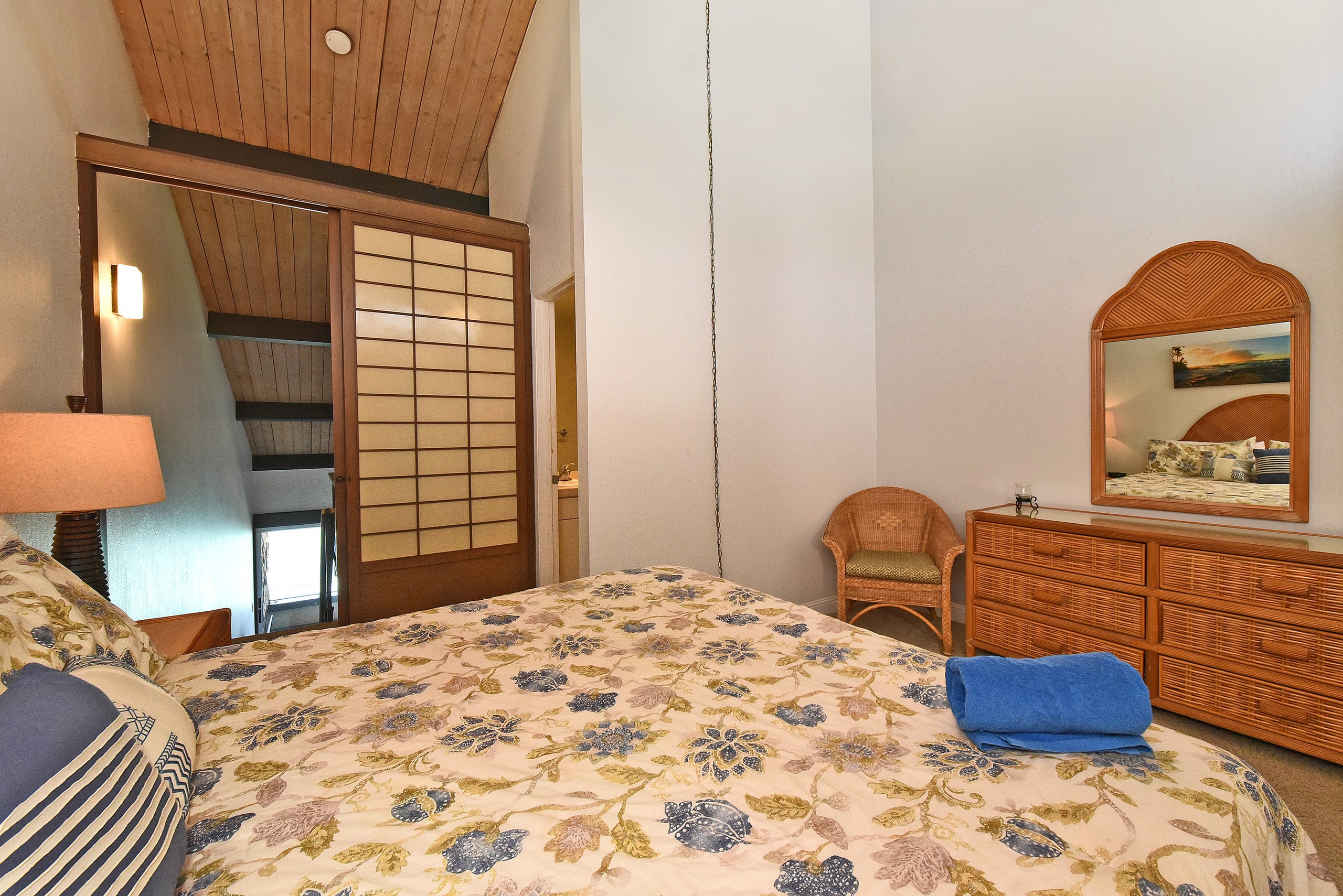 Condo in Lahaina · ★4.86 · 2 bedrooms · 3 beds · 2 baths - Image 26
