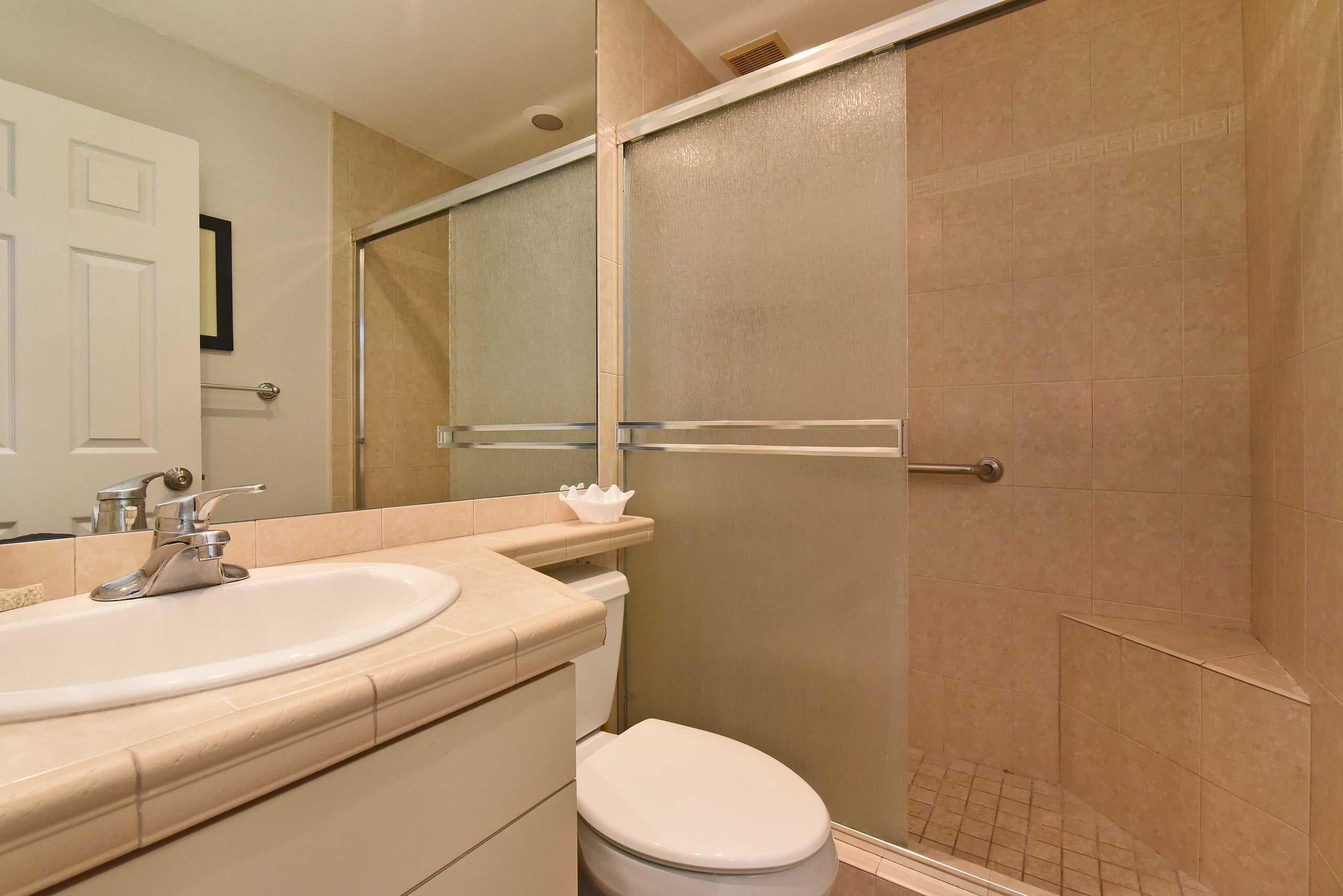 Condo in Lahaina · ★4.86 · 2 bedrooms · 3 beds · 2 baths - Image 27
