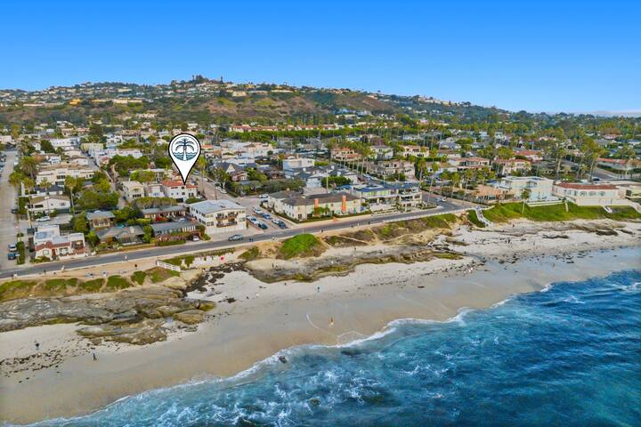 Spanish Palms | 3BR Home Steps to Windansea Beach gallery image 5