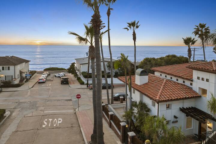 Spanish Palms | 3BR Home Steps to Windansea Beach gallery image 2