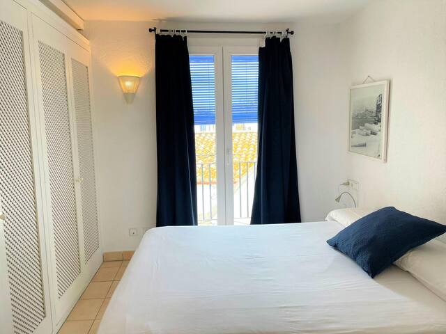 palau – great townhouse with fantastic sea views gallery image 4