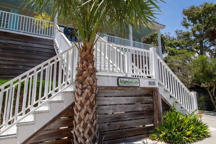 Listing in Folly Beach