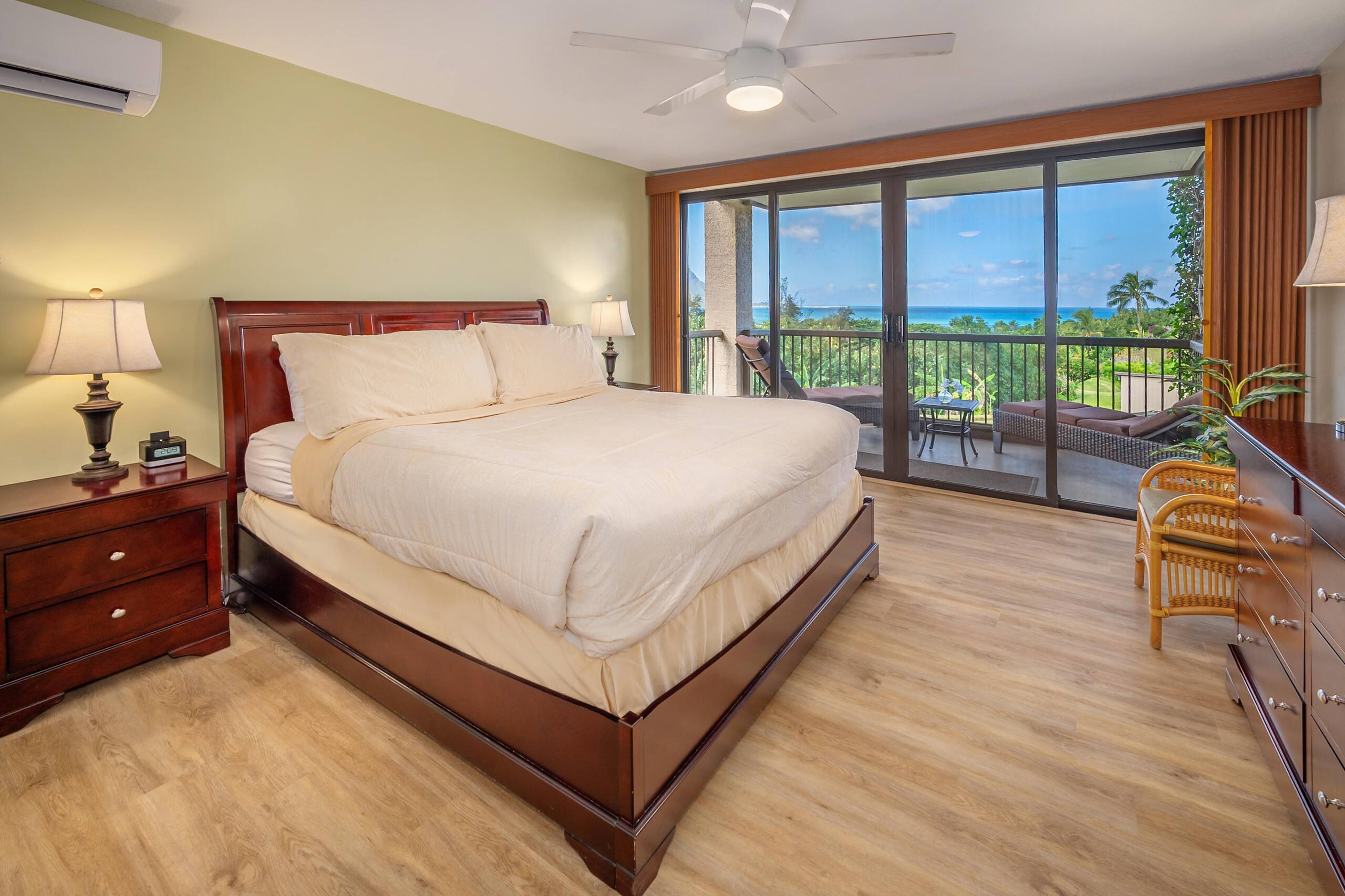 Condo in Princeville · ★4.75 · 1 bedroom · 4 beds · 1 bath - Image 12