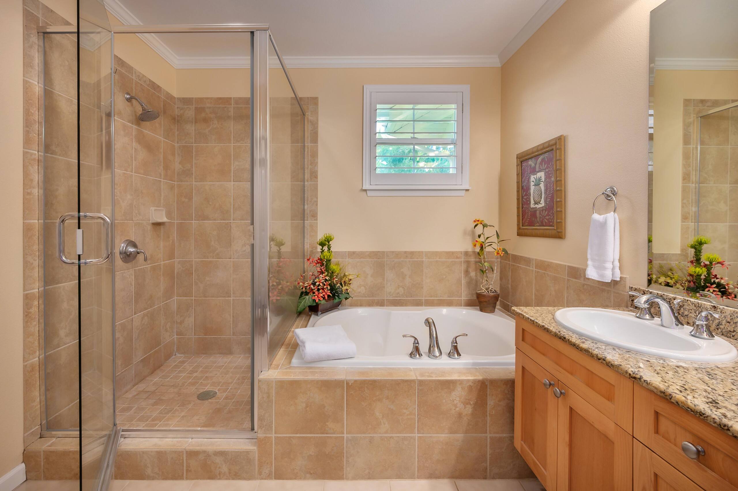 Condo in Princeville · ★4.89 · 3 bedrooms · 3 beds · 3 baths - Image 20