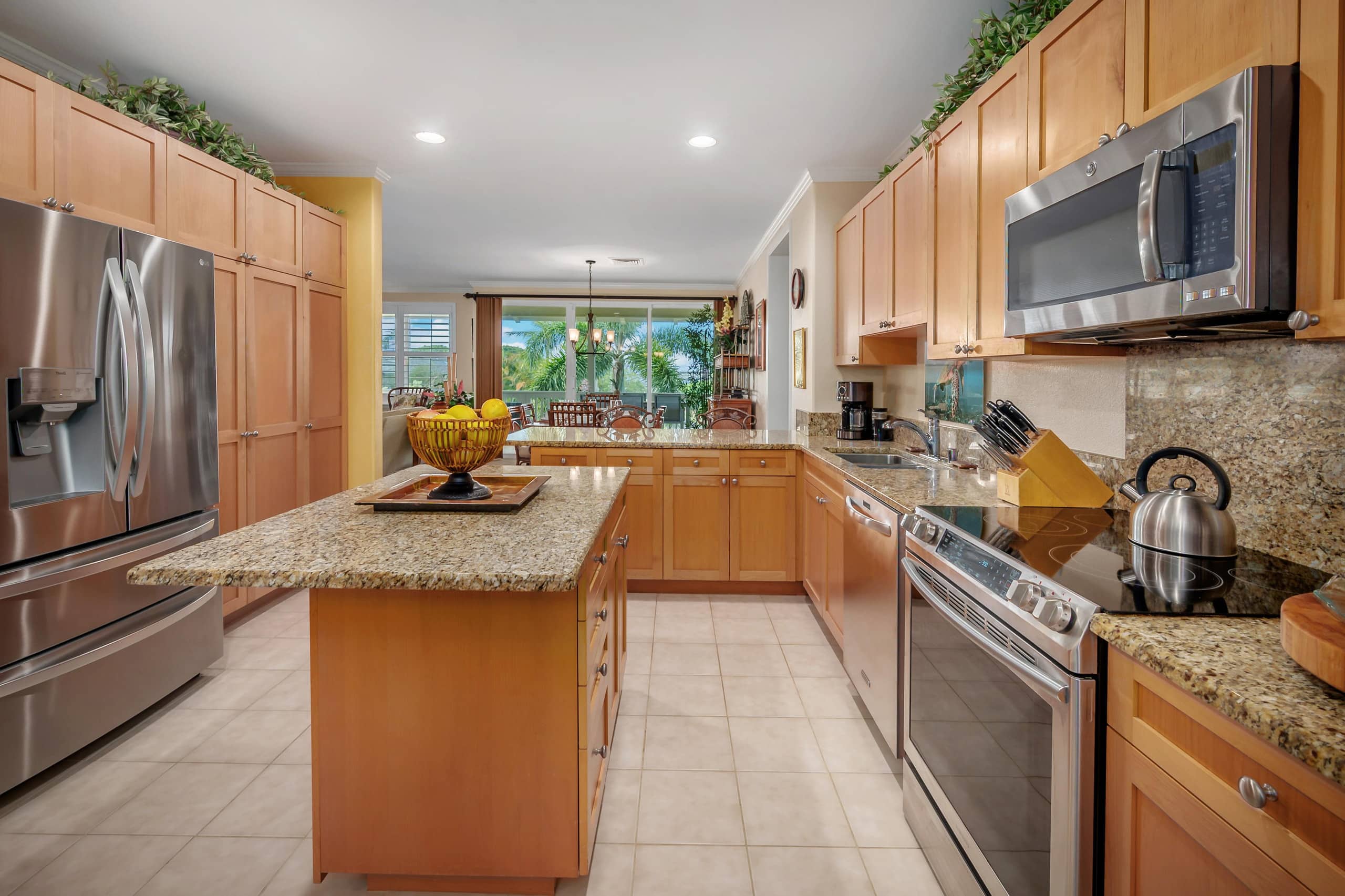 Condo in Princeville · ★4.89 · 3 bedrooms · 3 beds · 3 baths - Image 8