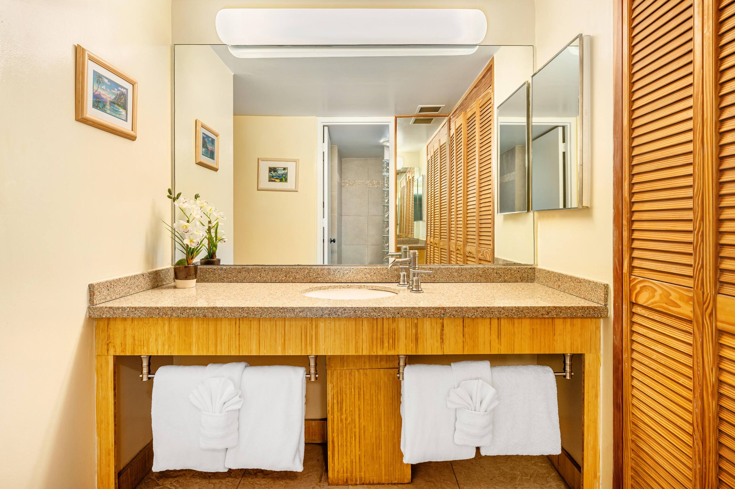 Condo in Princeville · ★4.25 · 1 bedroom · 1 bed · 1 bath - Image 12