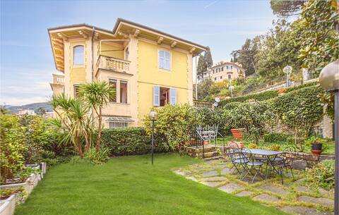 Beautiful apartment in Rapallo with kitchen