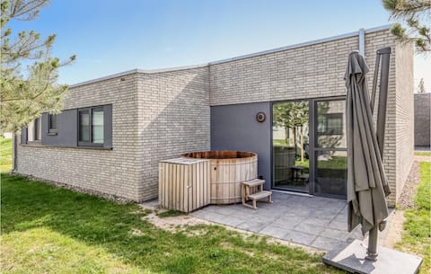 Amazing home in Lembruch/Dümmer See with sauna