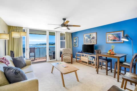 Coastal 1BR Oceanfront 2nd-Floor | Balcony