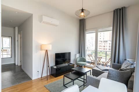 Popular Airbnb listing: Near Airport Metro 1-Bdr Apt Wi-Fi/Pool/Gym in Kâğıthane
