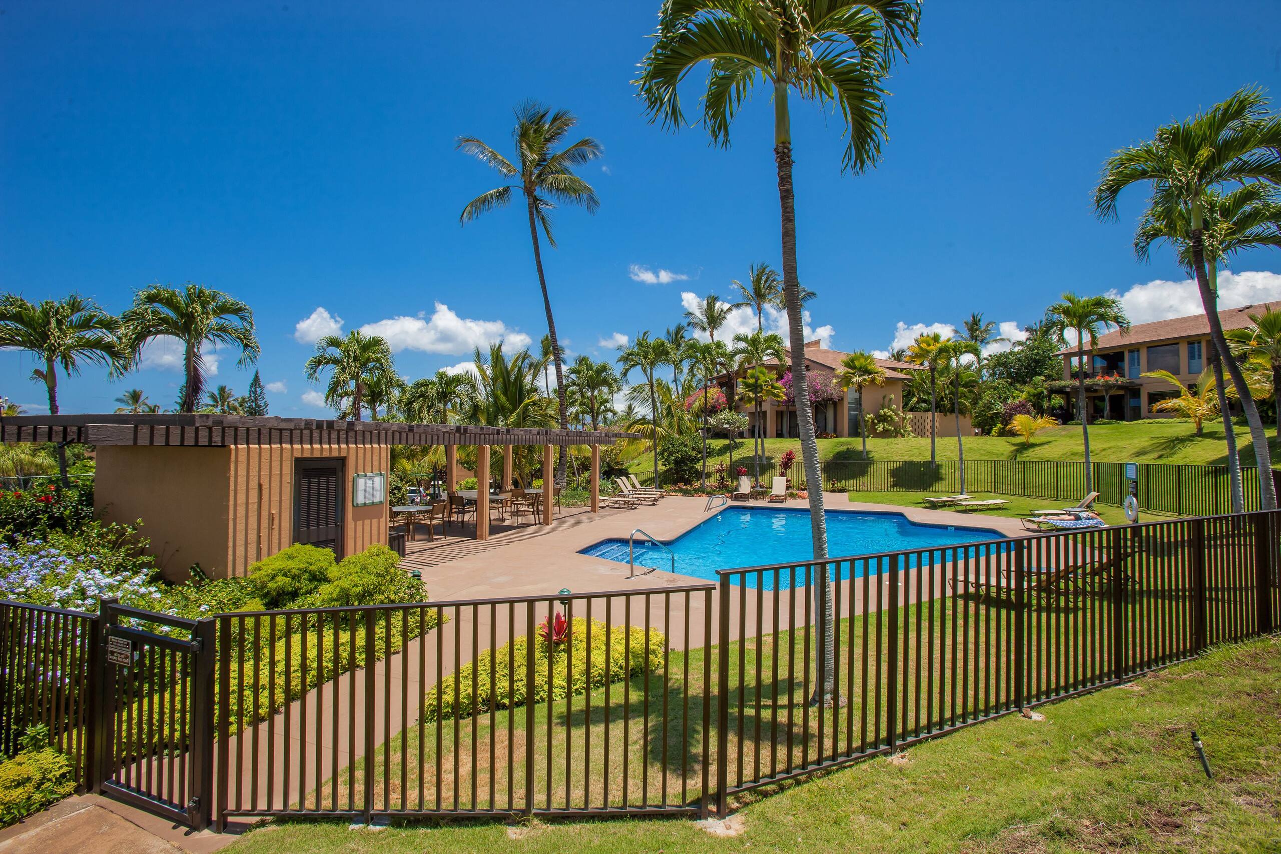 Condo in Kihei · ★4.75 · 1 bedroom · 2 beds · 2 baths - Image 32