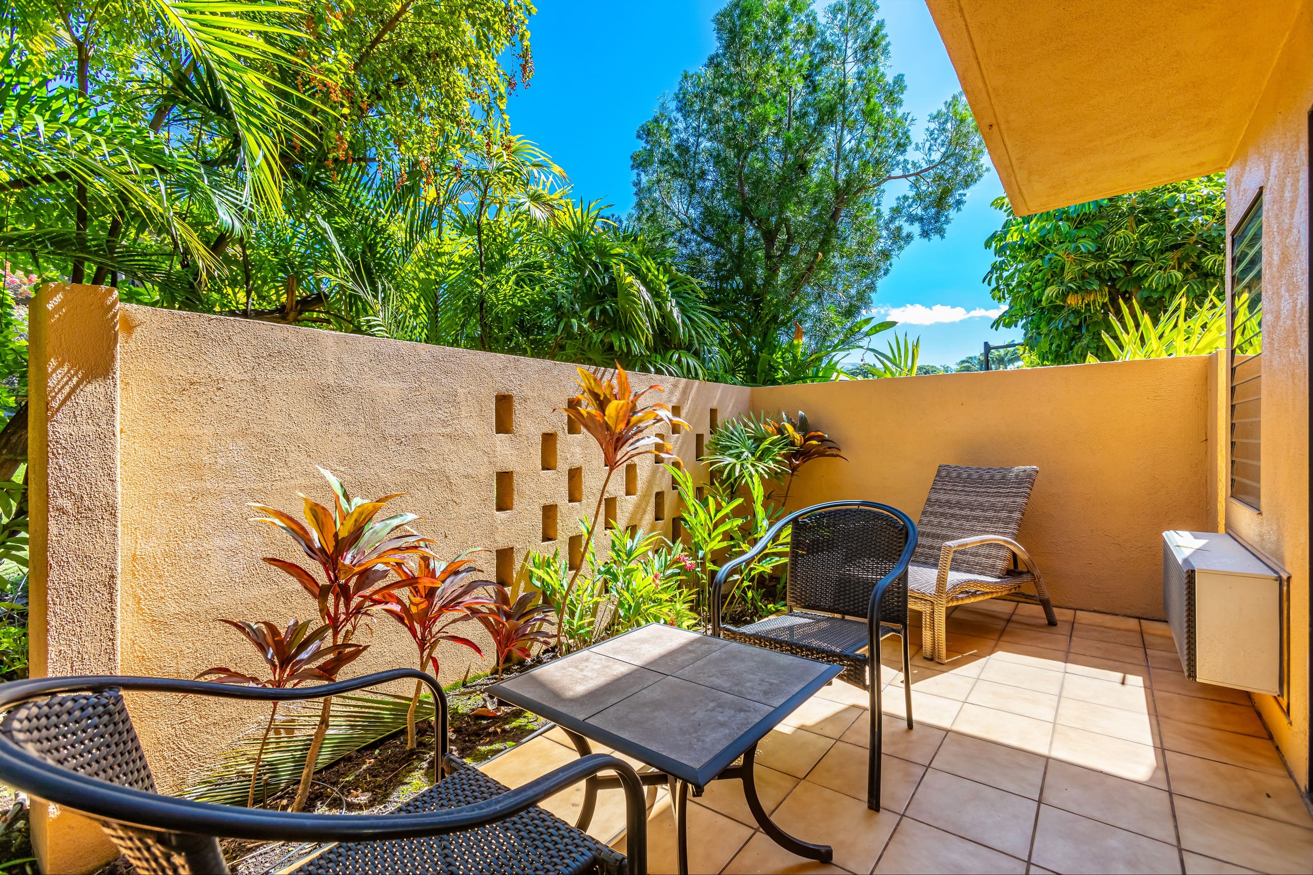 Condo in Kihei · ★4.75 · 1 bedroom · 2 beds · 2 baths - Image 21