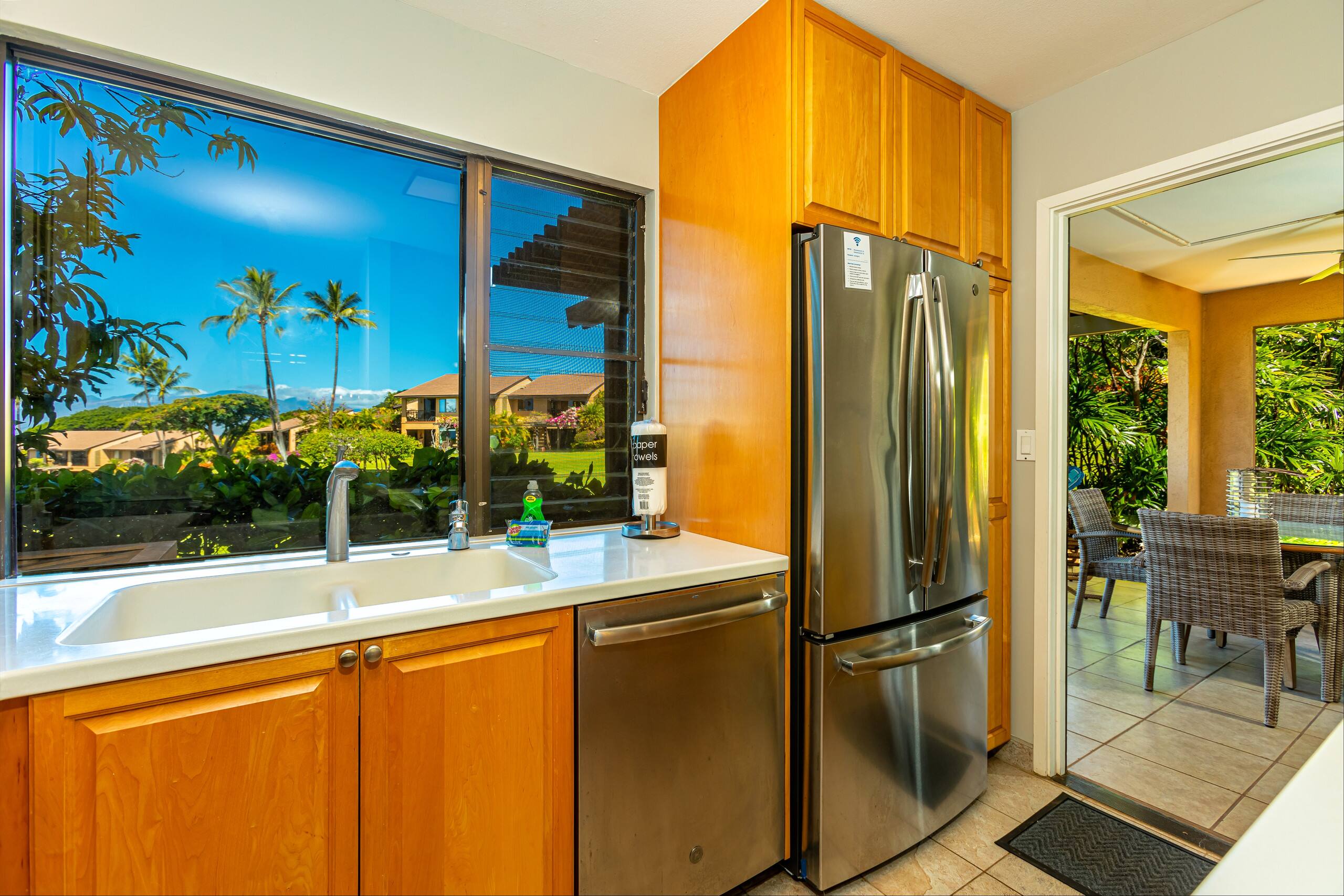 Condo in Kihei · ★4.75 · 1 bedroom · 2 beds · 2 baths - Image 10