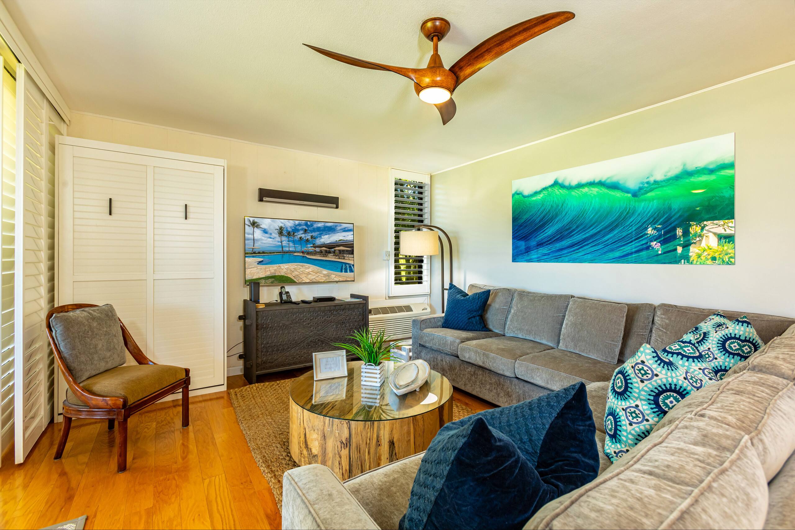 Condo in Kihei · ★4.75 · 1 bedroom · 2 beds · 2 baths - Image 5