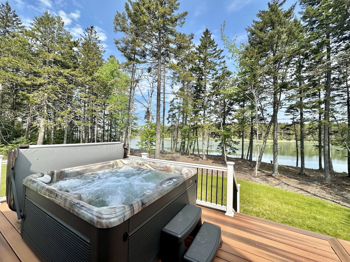 Yarmouth County Hot Tub Rentals - Nova Scotia, Canada | Airbnb