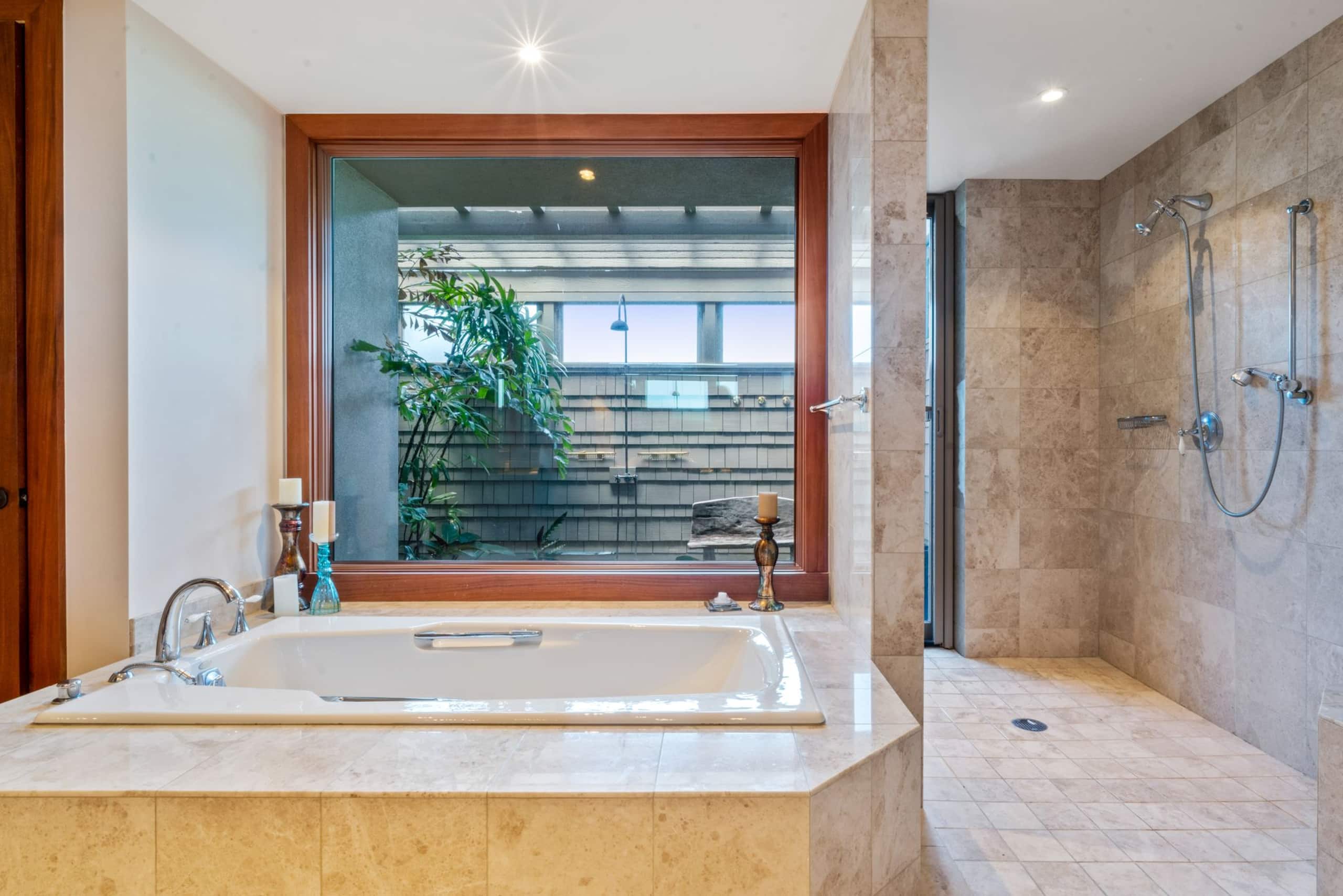 Condo in Kailua-Kona · ★4.83 · 3 bedrooms · 4 beds · 3.5 baths - Image 31