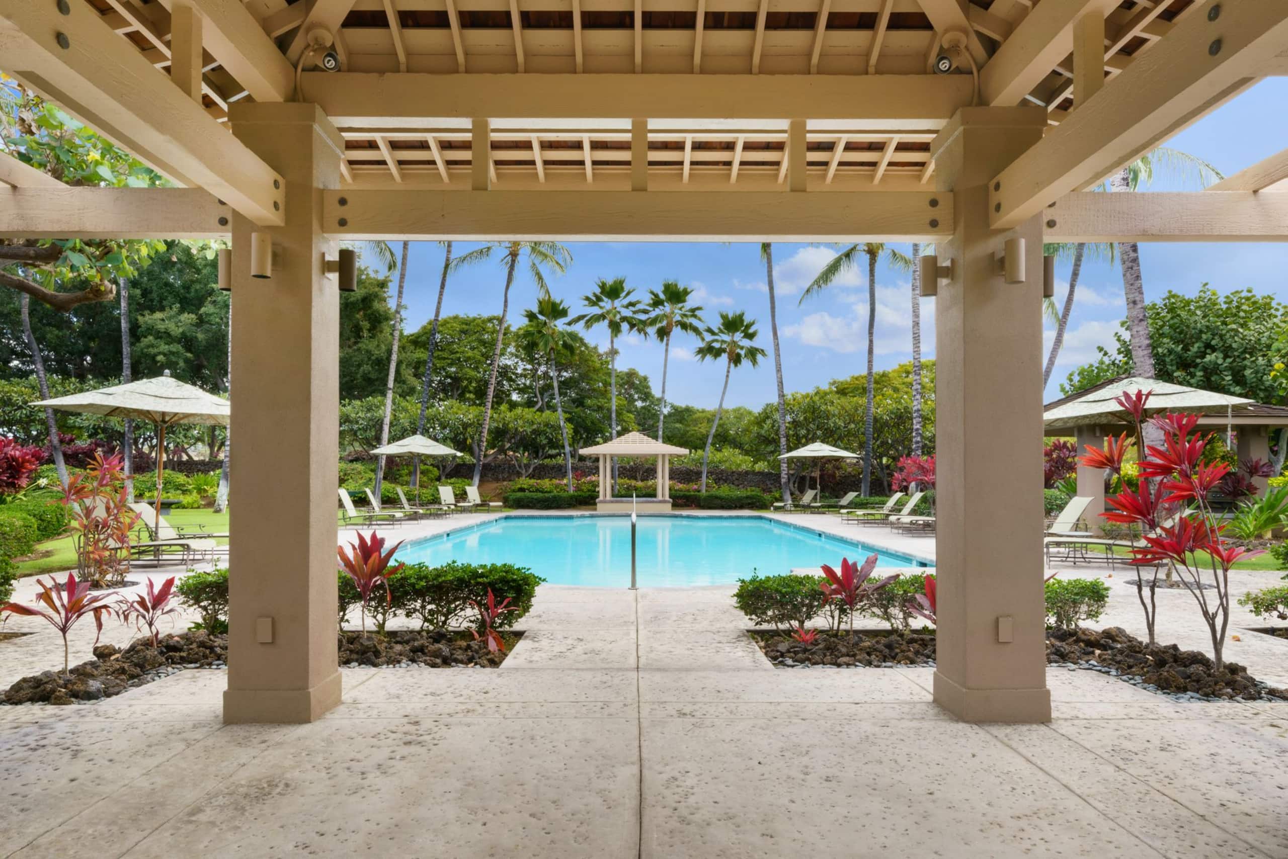 Condo in Kailua-Kona · ★4.83 · 3 bedrooms · 4 beds · 3.5 baths - Image 46