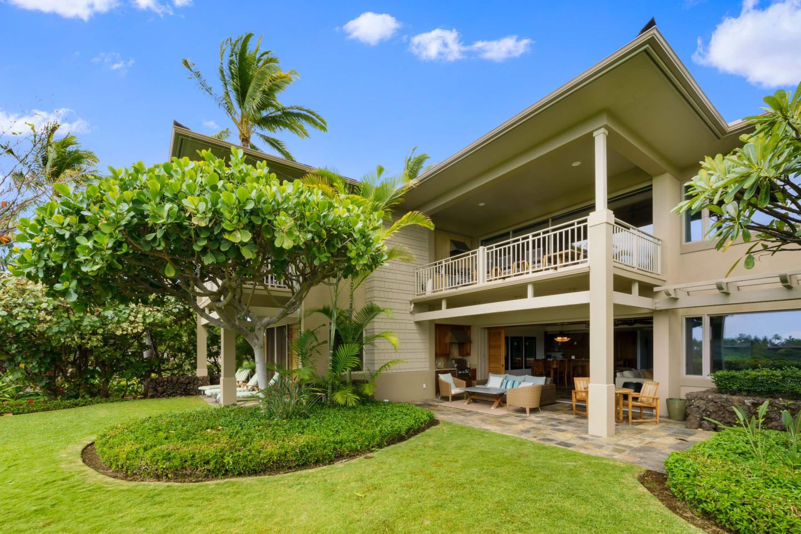 Condo in Kailua-Kona · ★4.83 · 3 bedrooms · 4 beds · 3.5 baths - Image 41