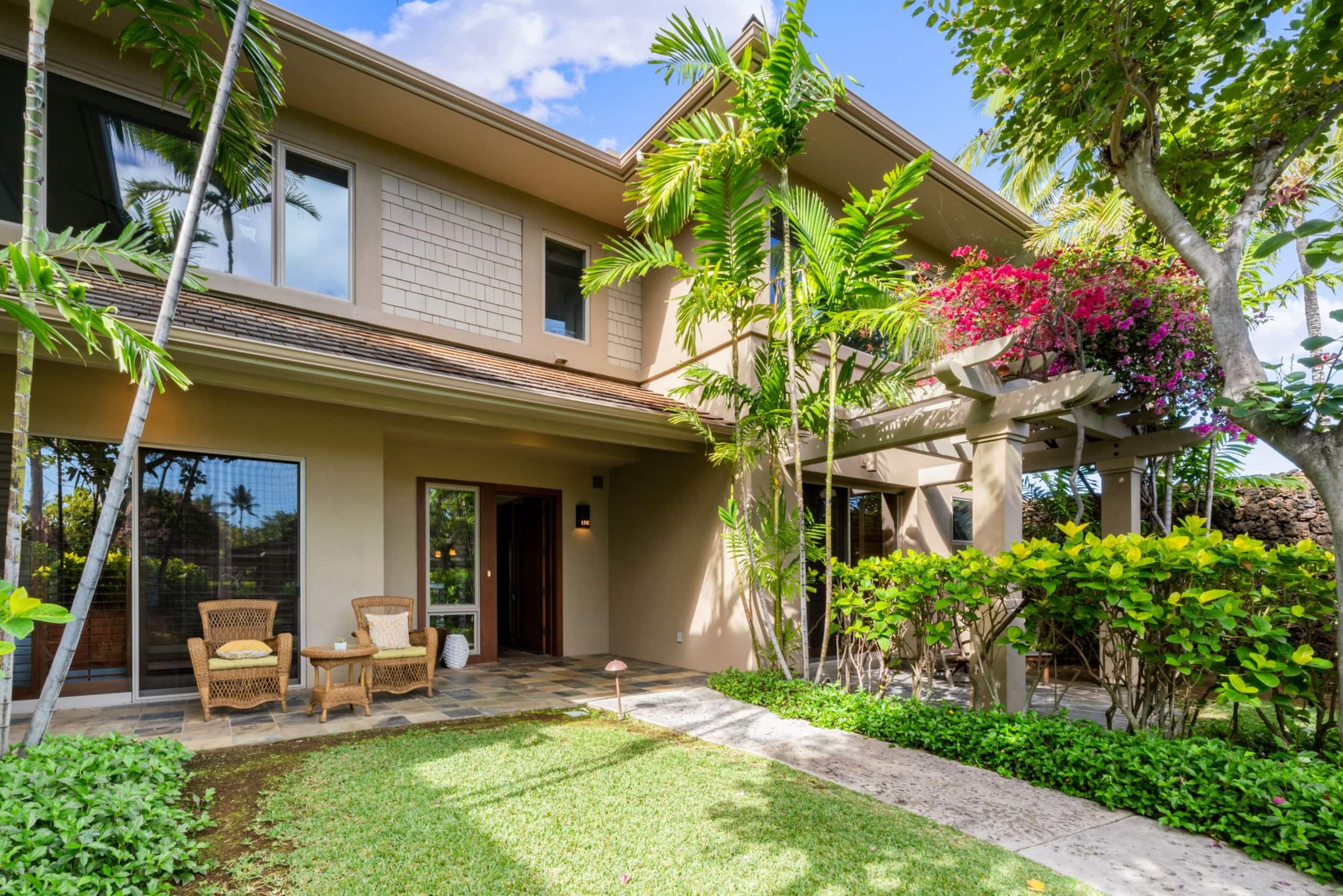Condo in Kailua-Kona · ★4.83 · 3 bedrooms · 4 beds · 3.5 baths - Image 39