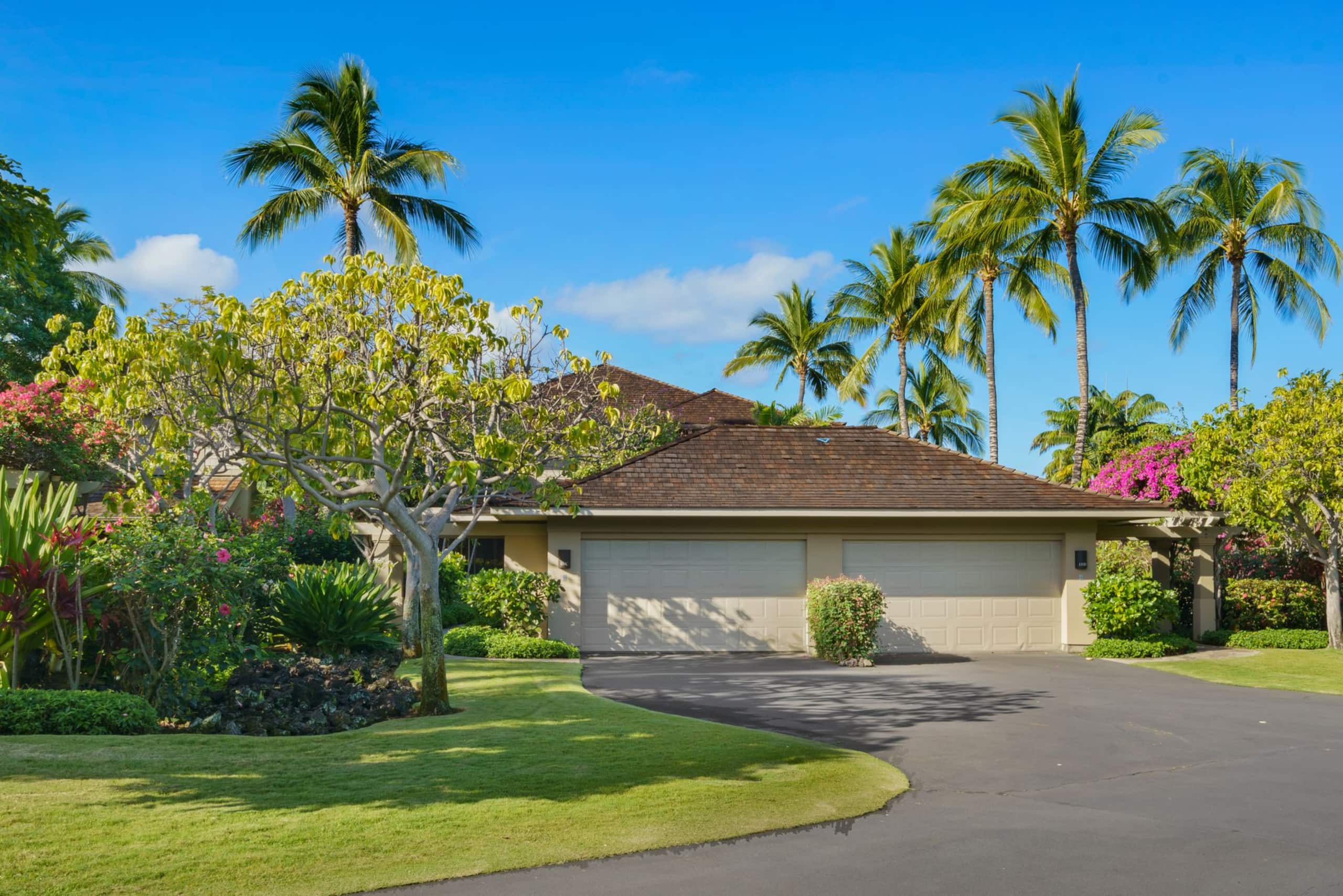 Condo in Kailua-Kona · ★4.83 · 3 bedrooms · 4 beds · 3.5 baths - Image 44