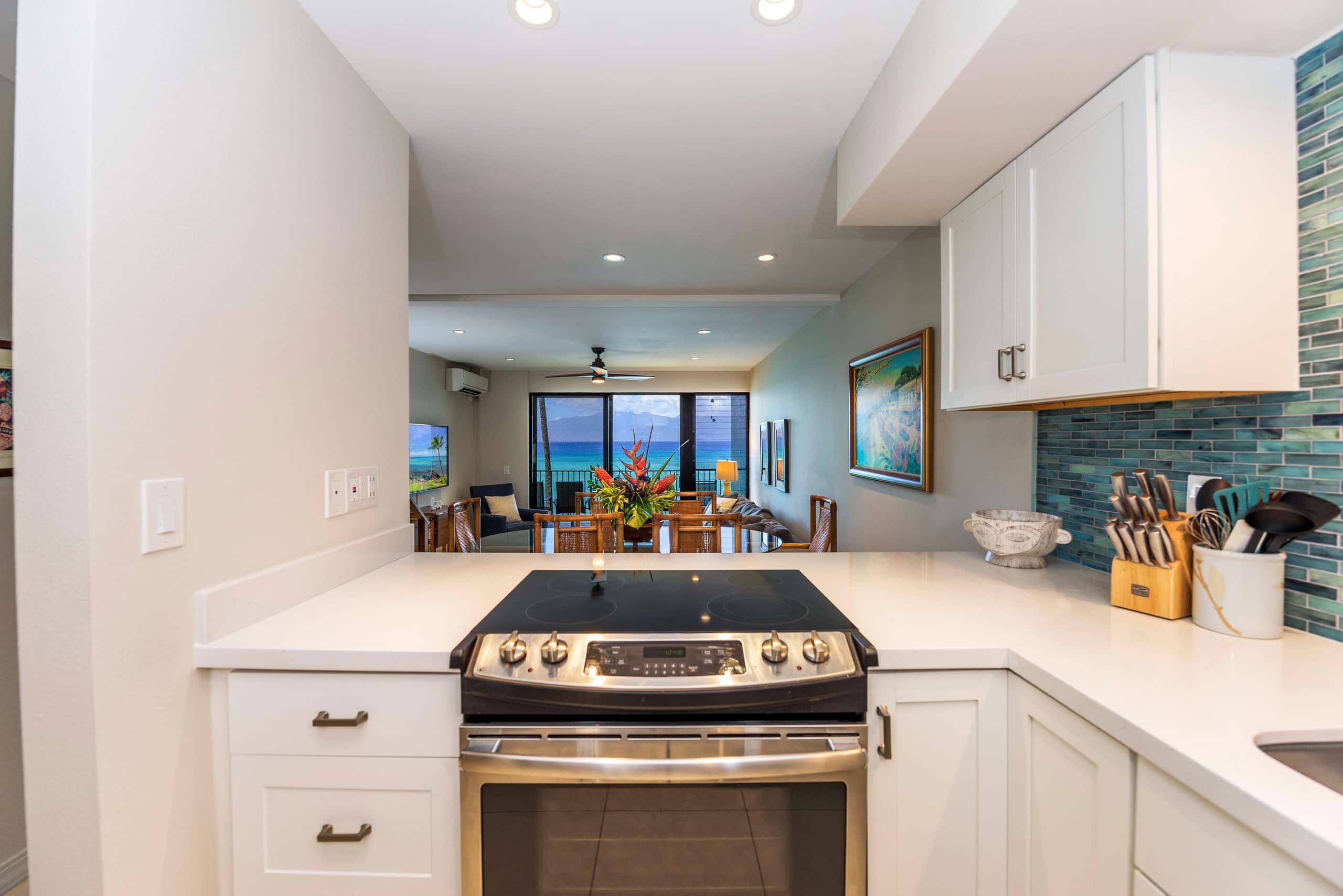 Condo in Lahaina · ★4.96 · 3 bedrooms · 3 beds · 2.5 baths - Image 17