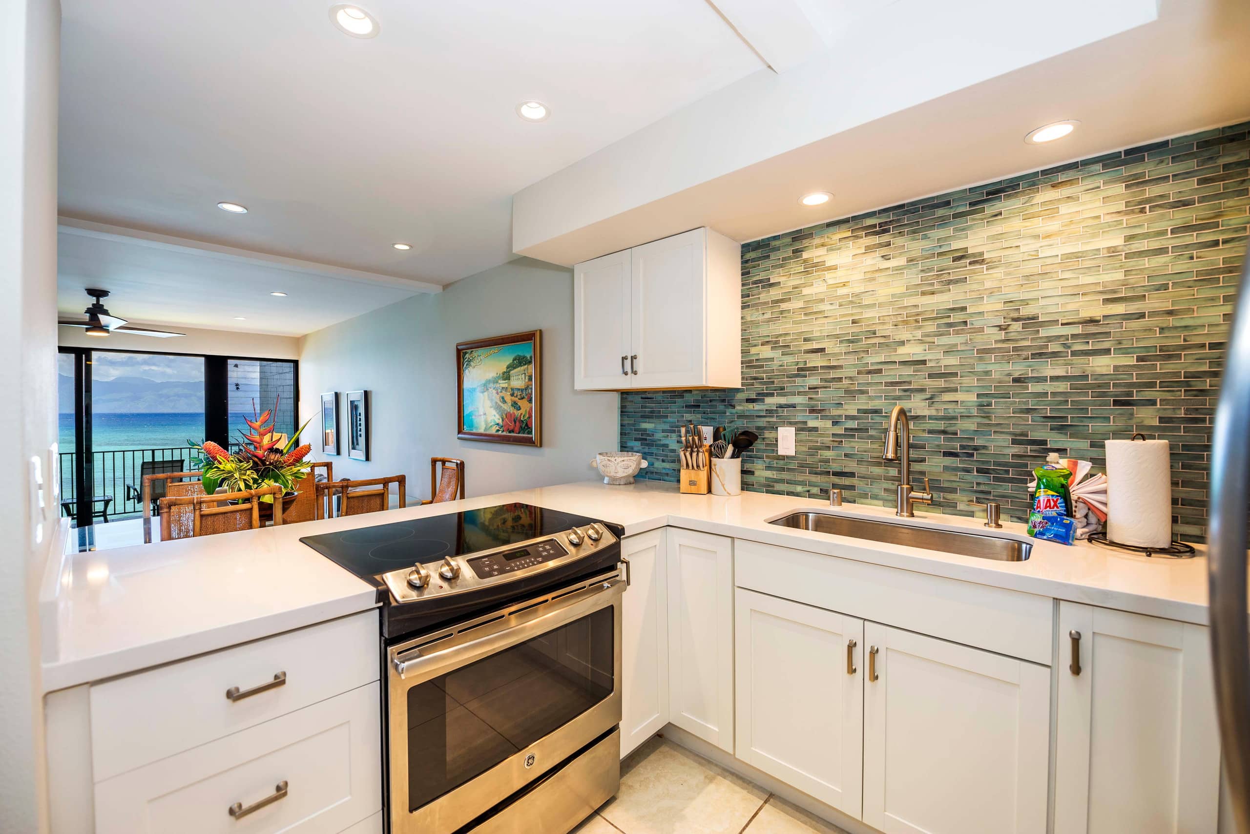 Condo in Lahaina · ★4.96 · 3 bedrooms · 3 beds · 2.5 baths - Image 18
