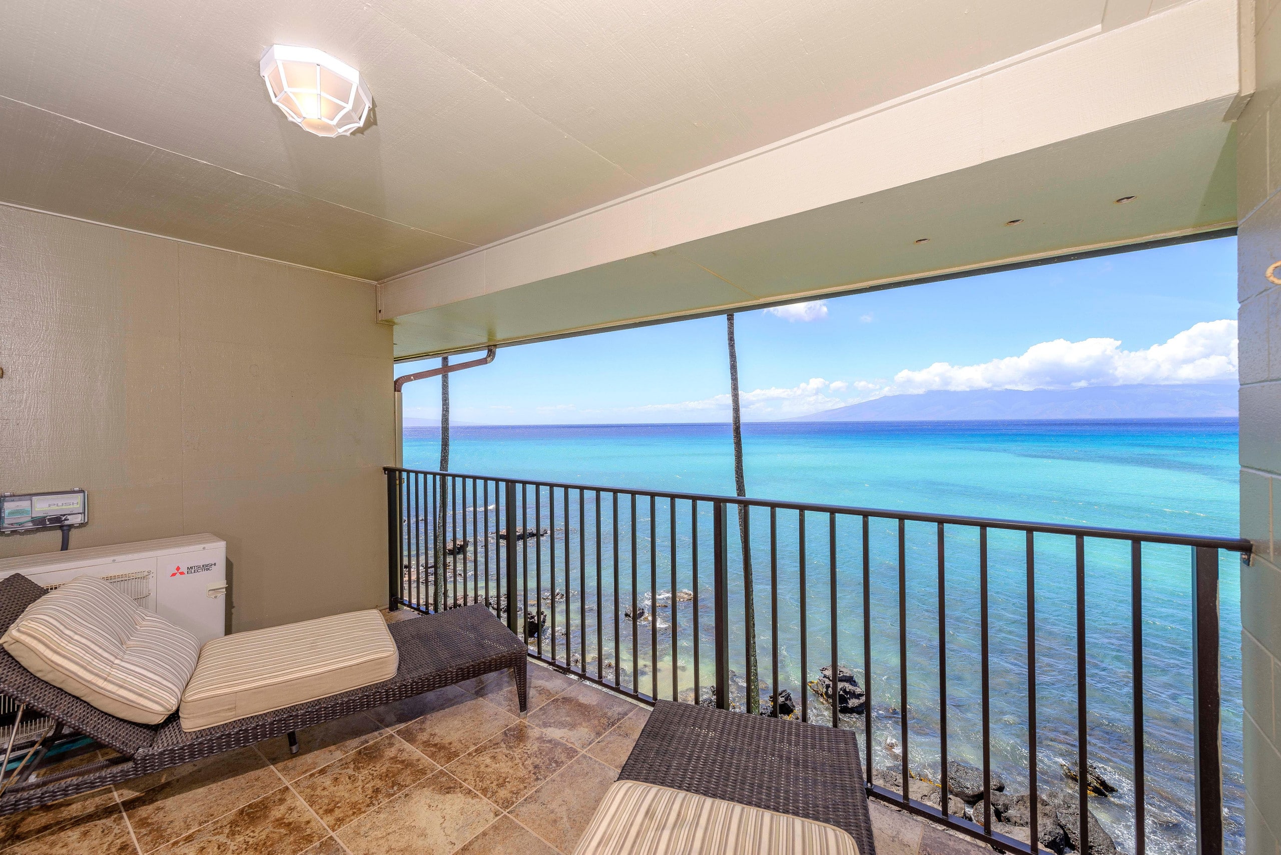 Condo in Lahaina · ★4.96 · 3 bedrooms · 3 beds · 2.5 baths - Image 50