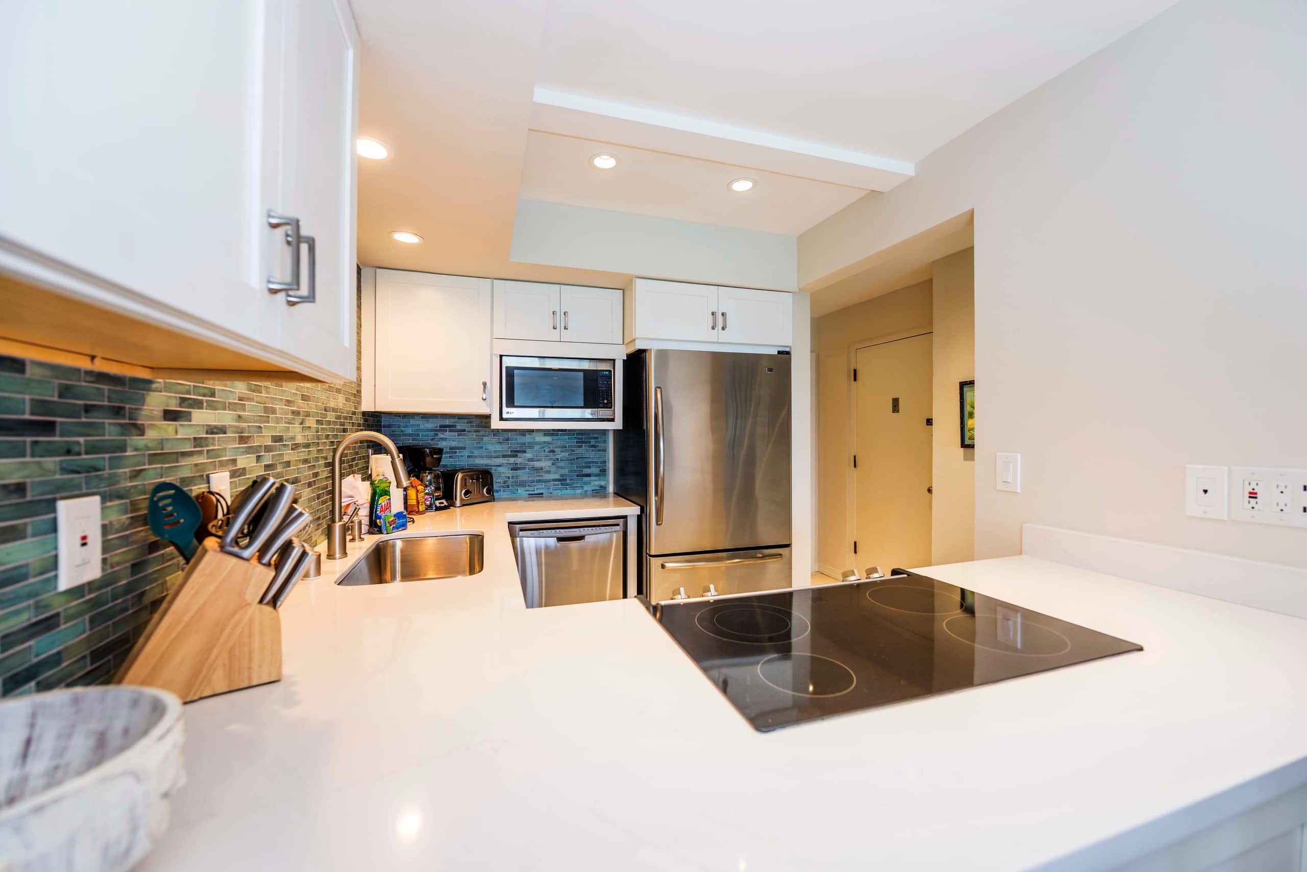Condo in Lahaina · ★4.96 · 3 bedrooms · 3 beds · 2.5 baths - Image 12