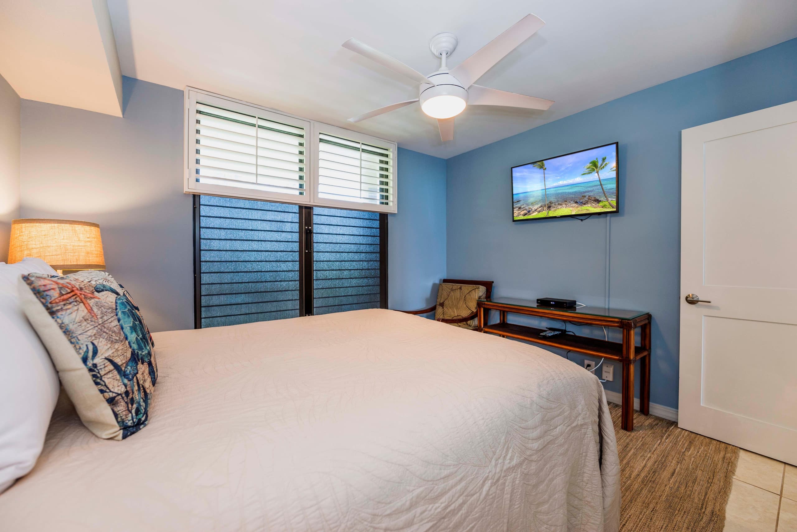 Condo in Lahaina · ★4.96 · 3 bedrooms · 3 beds · 2.5 baths - Image 28