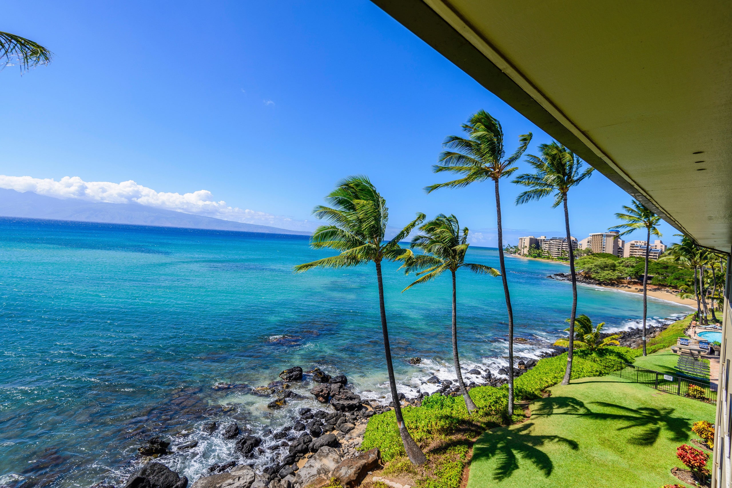 Condo in Lahaina · ★4.96 · 3 bedrooms · 3 beds · 2.5 baths - Image 4