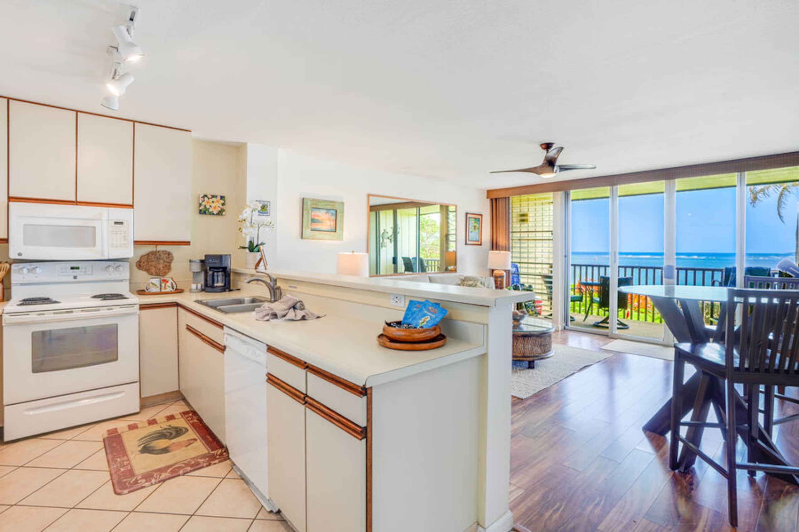 Condo in Kapaa · ★4.75 · 1 bedroom · 2 beds · 1 bath - Photo 7