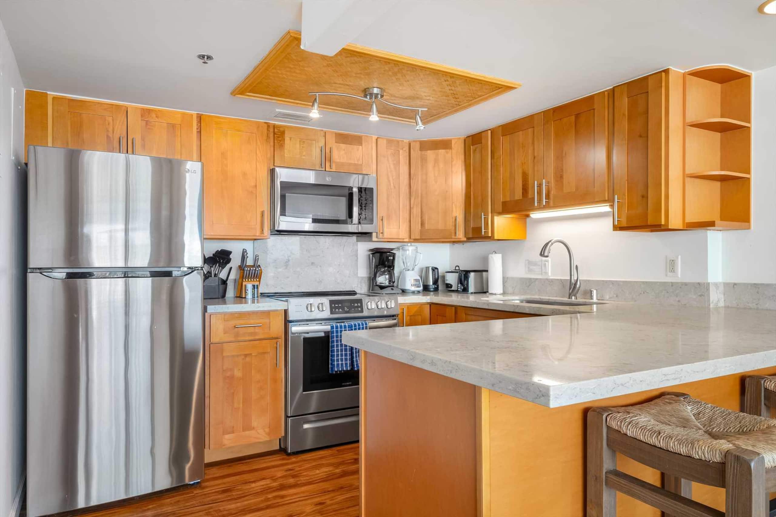 Condo in Honolulu · ★4.55 · 2 bedrooms · 4 beds · 2 private baths - Image 8