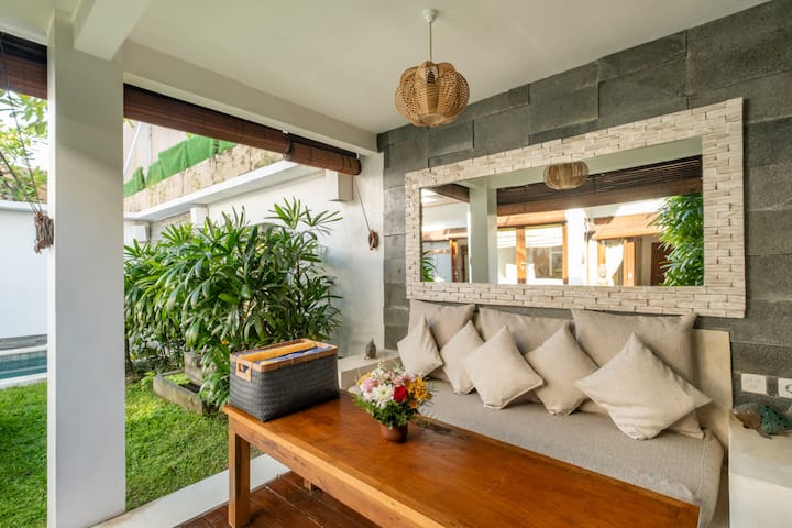 Cozy 2 Bedroom Villa In Seminyak With Private Pool - Kuta