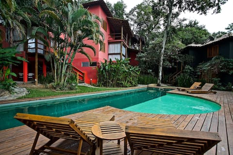 10 Townhouse (beautiful family condominium)