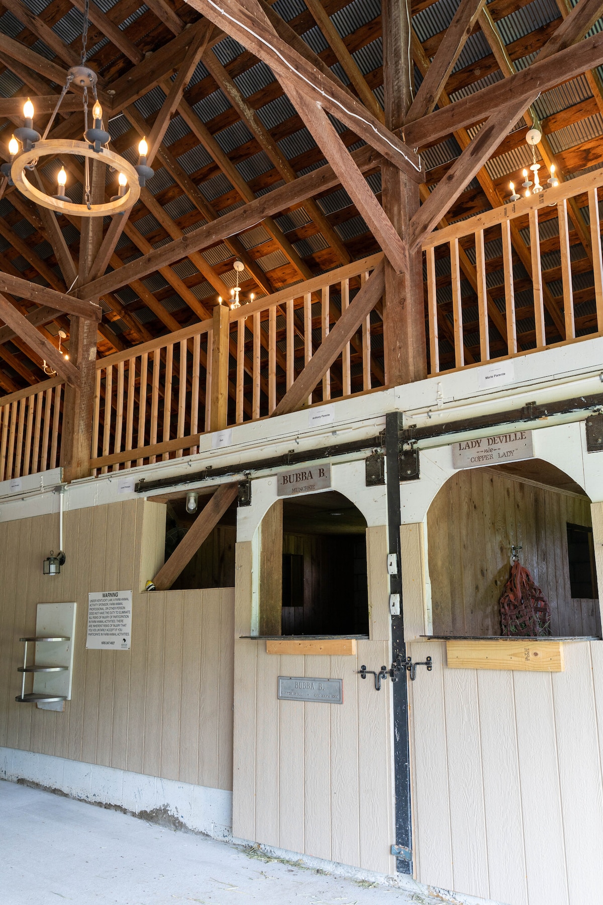 Unique Stable Suite on a Horse Farm. - Farm stays for Rent in Berea,  Kentucky, United States - Airbnb