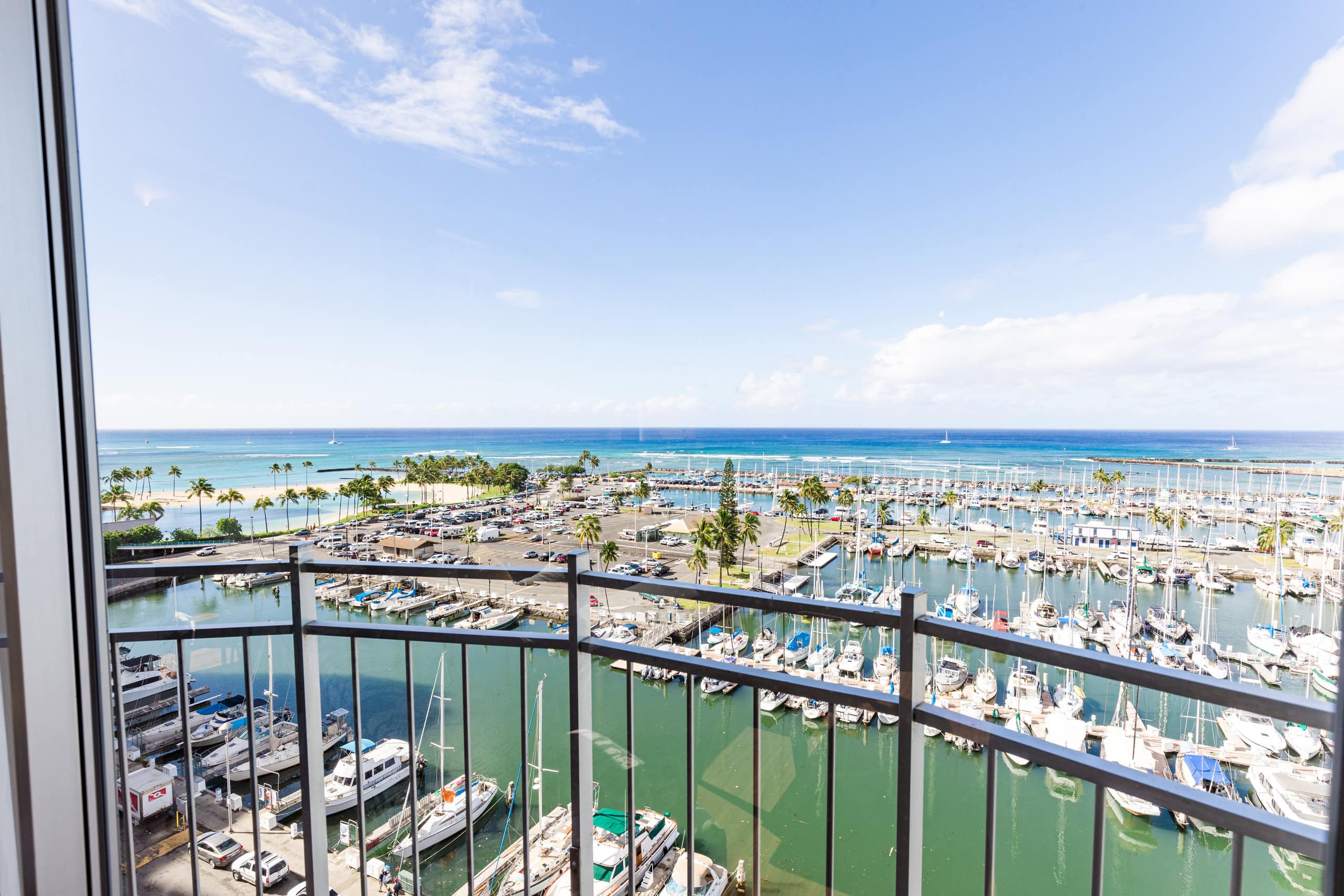 Condo in Honolulu · ★4.77 · 1 bedroom · 1 bed · 1 bath - Image 19