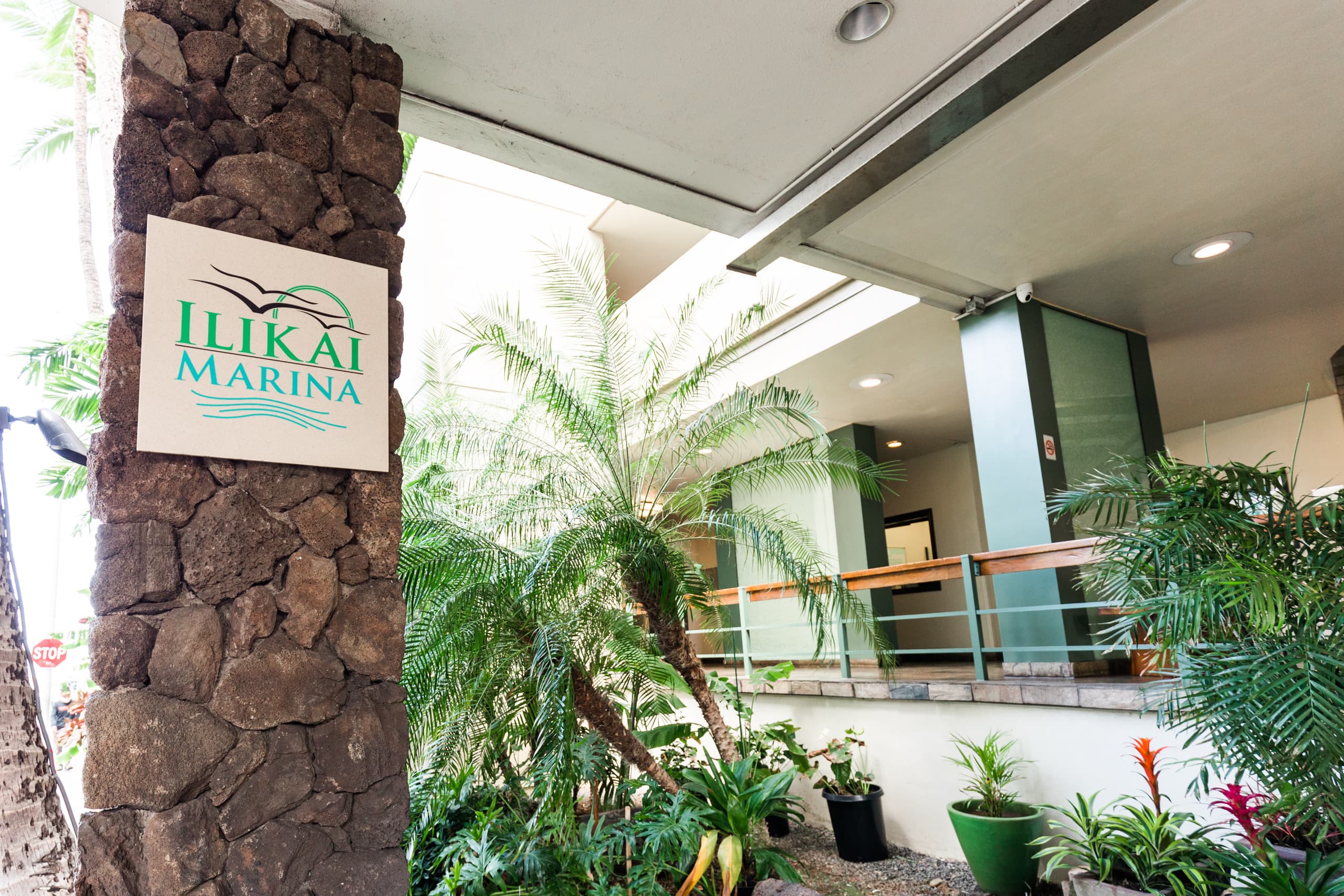 Condo in Honolulu · ★4.77 · 1 bedroom · 1 bed · 1 bath - Image 28