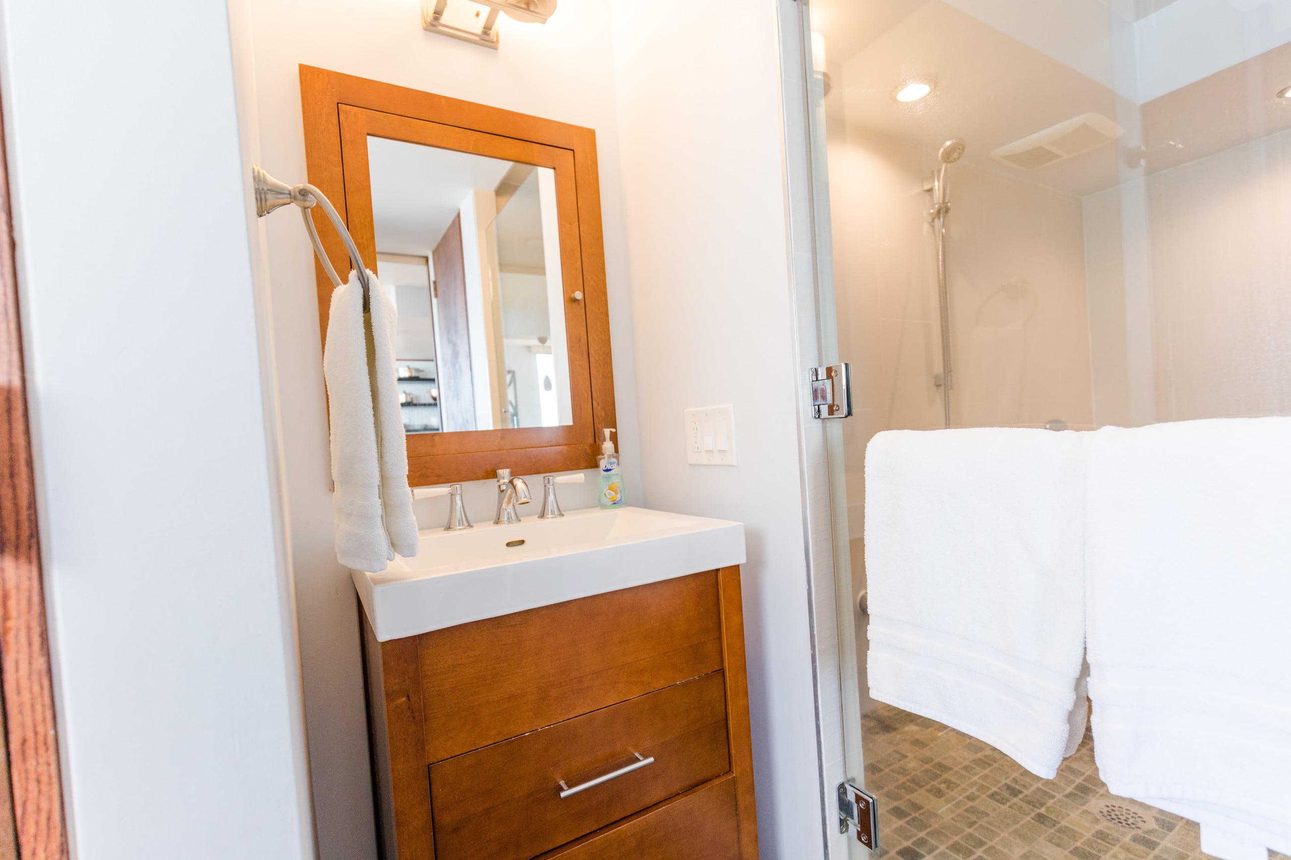 Condo in Honolulu · ★4.77 · 1 bedroom · 1 bed · 1 bath - Image 15