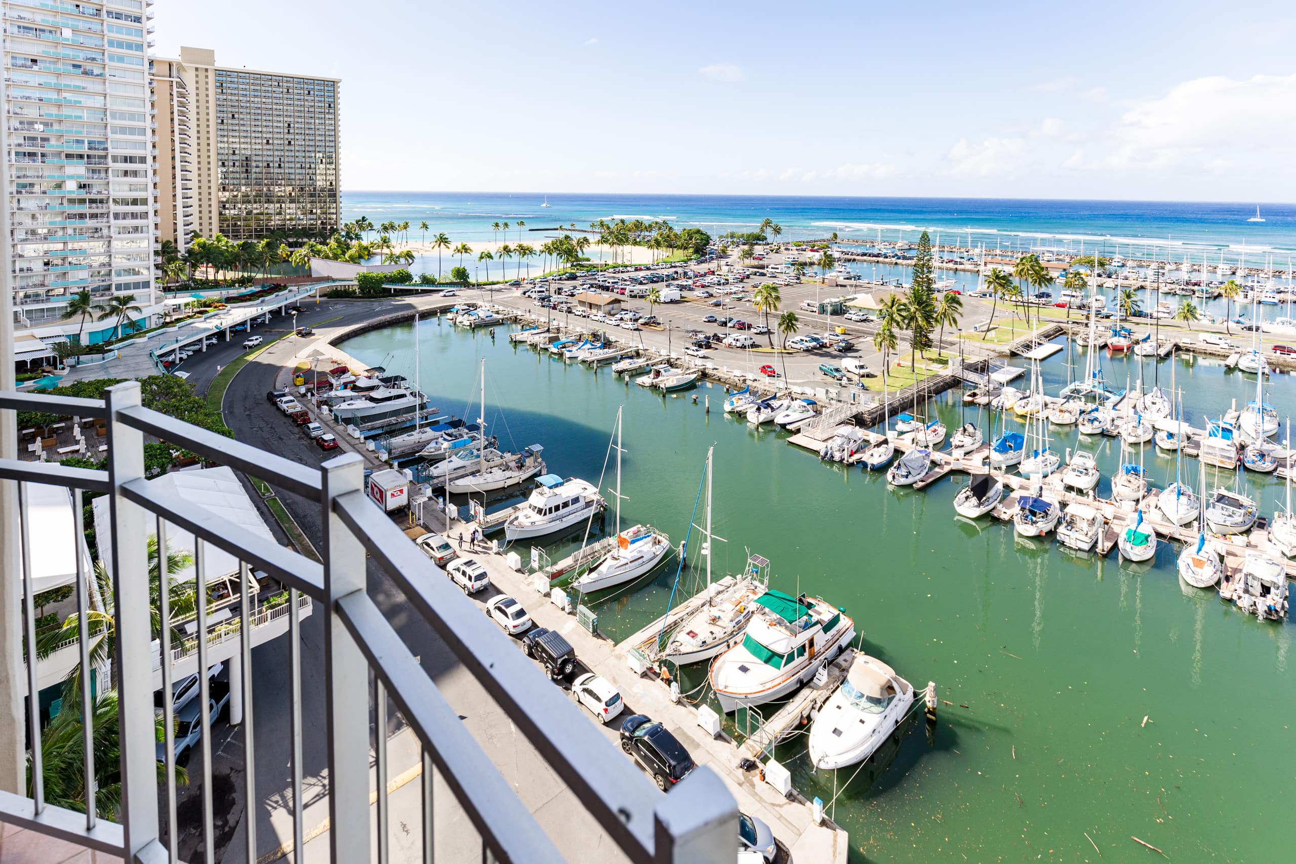 Condo in Honolulu · ★4.77 · 1 bedroom · 1 bed · 1 bath - Image 22