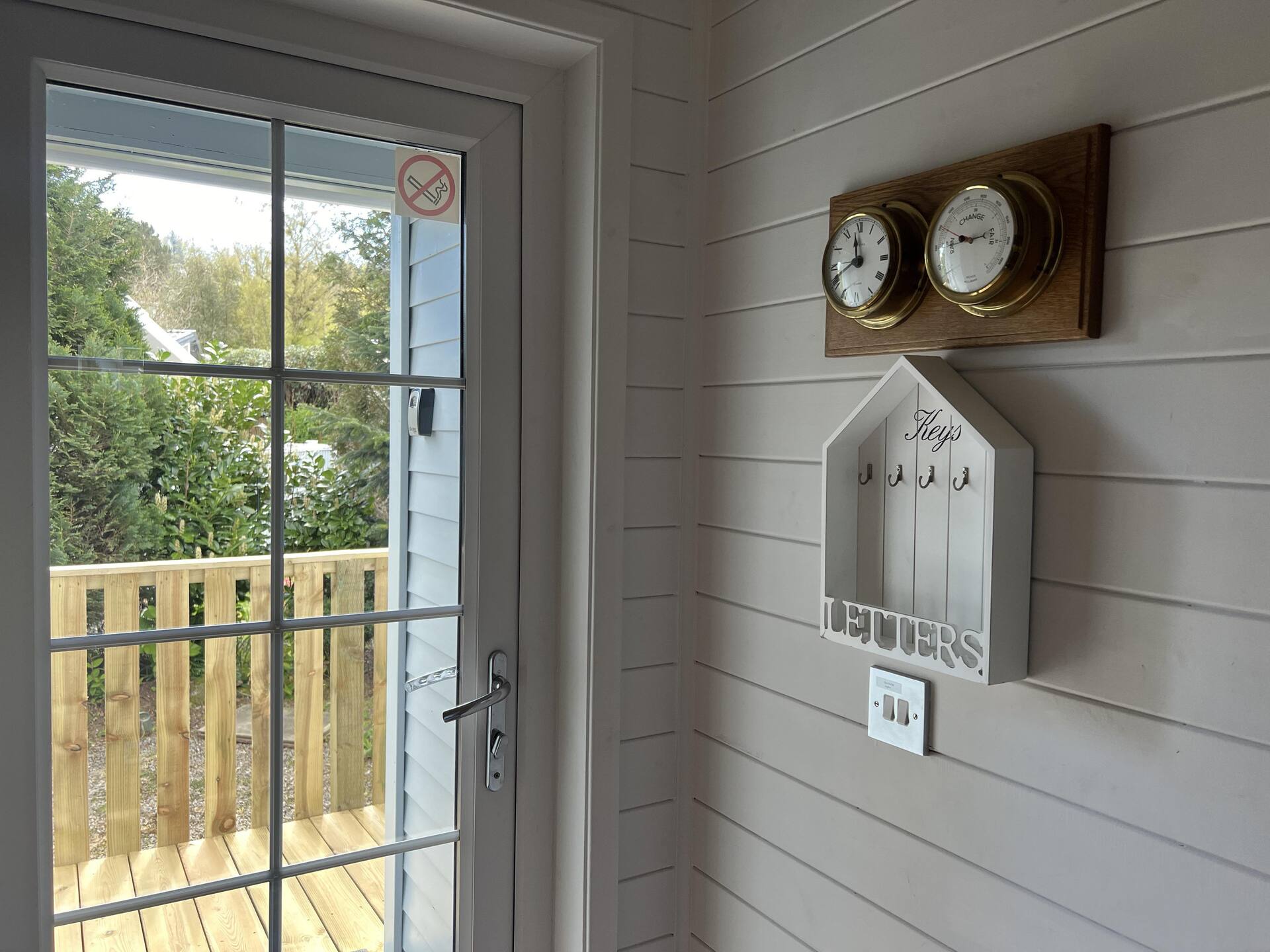 Holly Blue - Cosy wooden lodge Kippford — photo 3