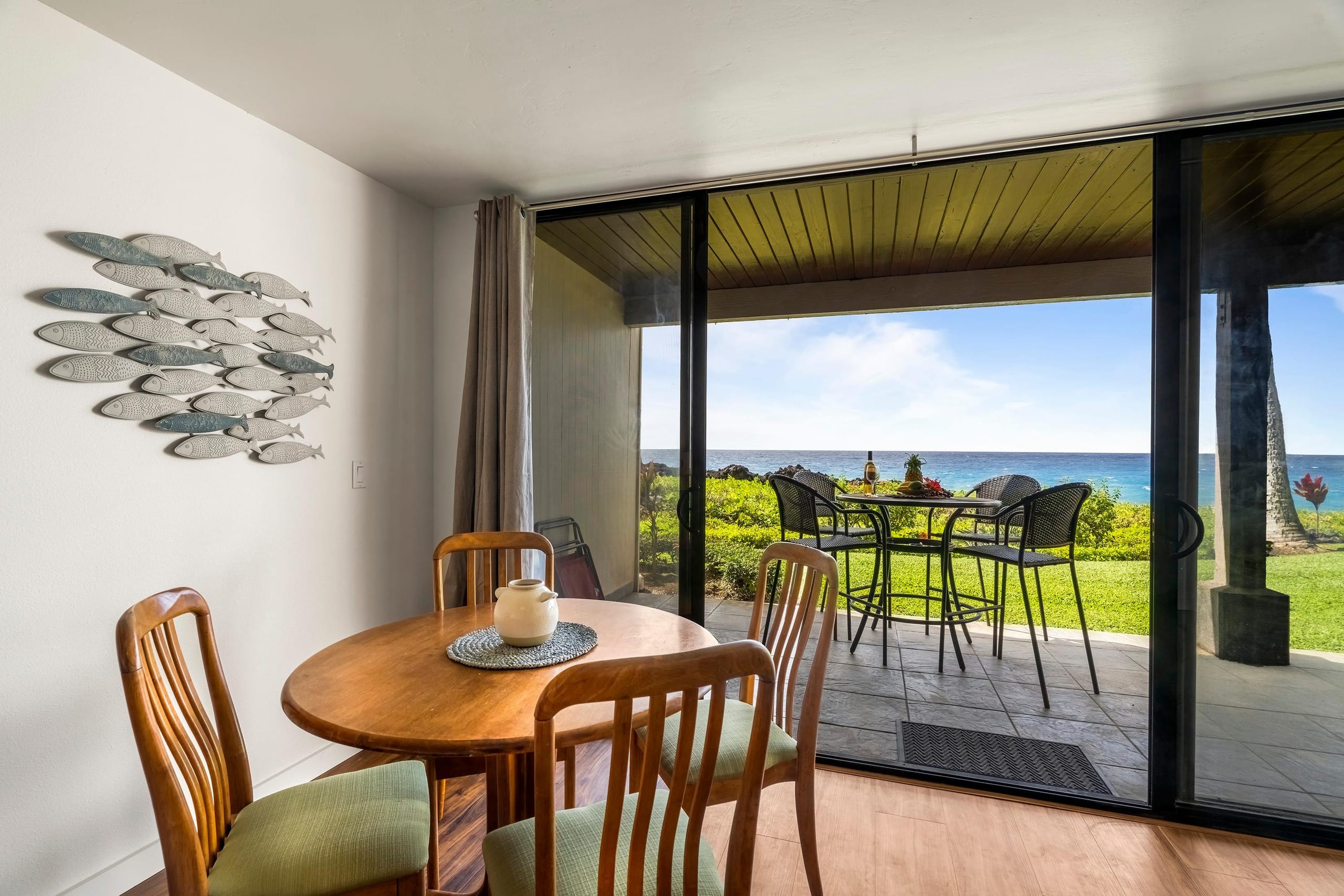 Condo in Kailua-Kona · ★4.98 · 2 bedrooms · 3 beds · 2 baths - Image 16