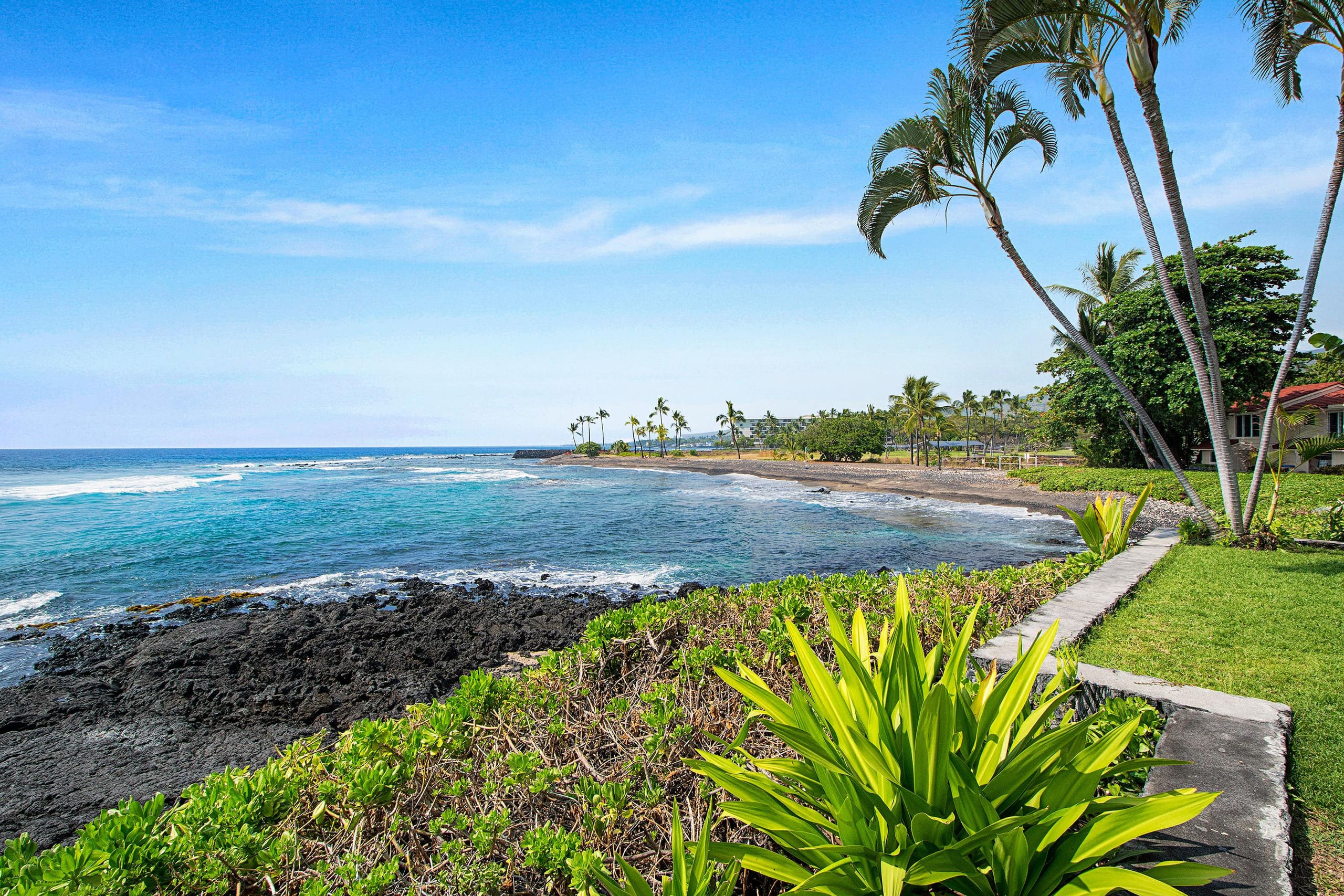 Condo in Kailua-Kona · ★4.98 · 2 bedrooms · 3 beds · 2 baths - Image 30