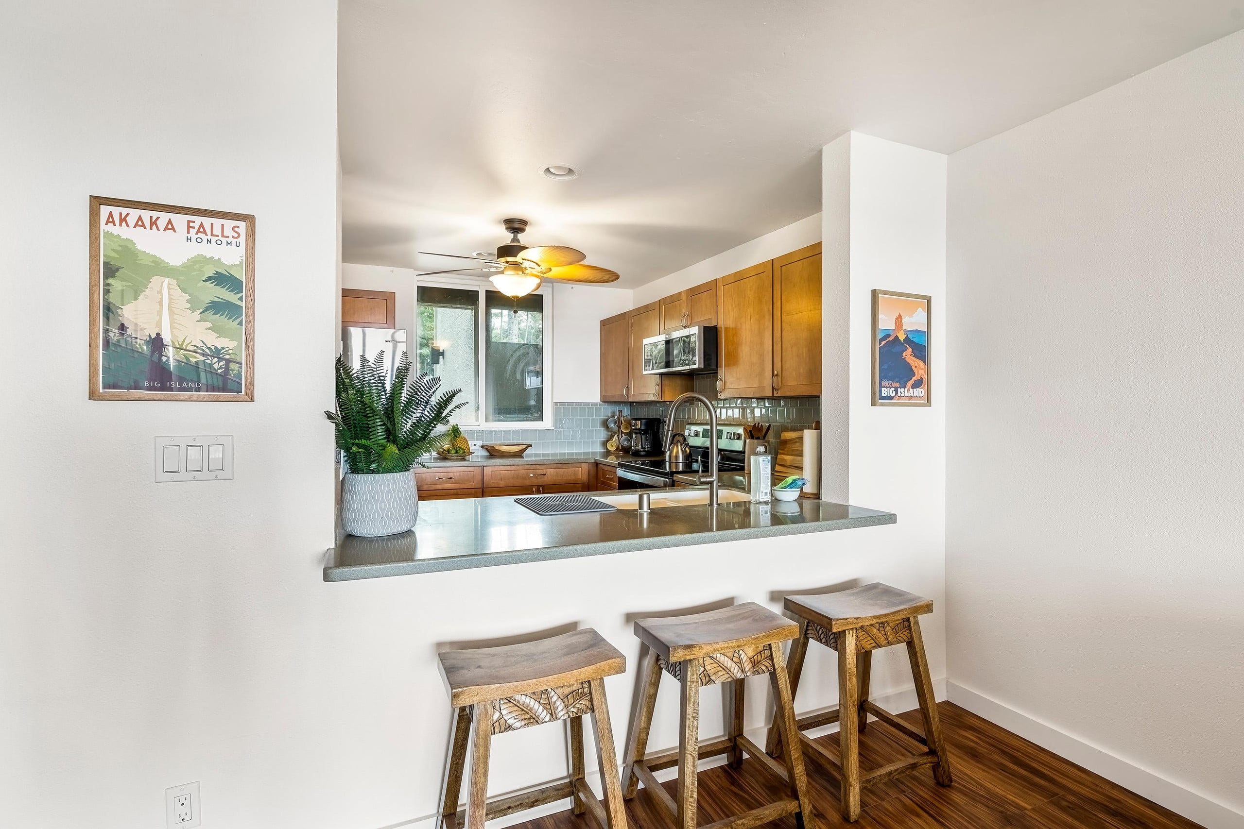 Condo in Kailua-Kona · ★4.98 · 2 bedrooms · 3 beds · 2 baths - Image 6