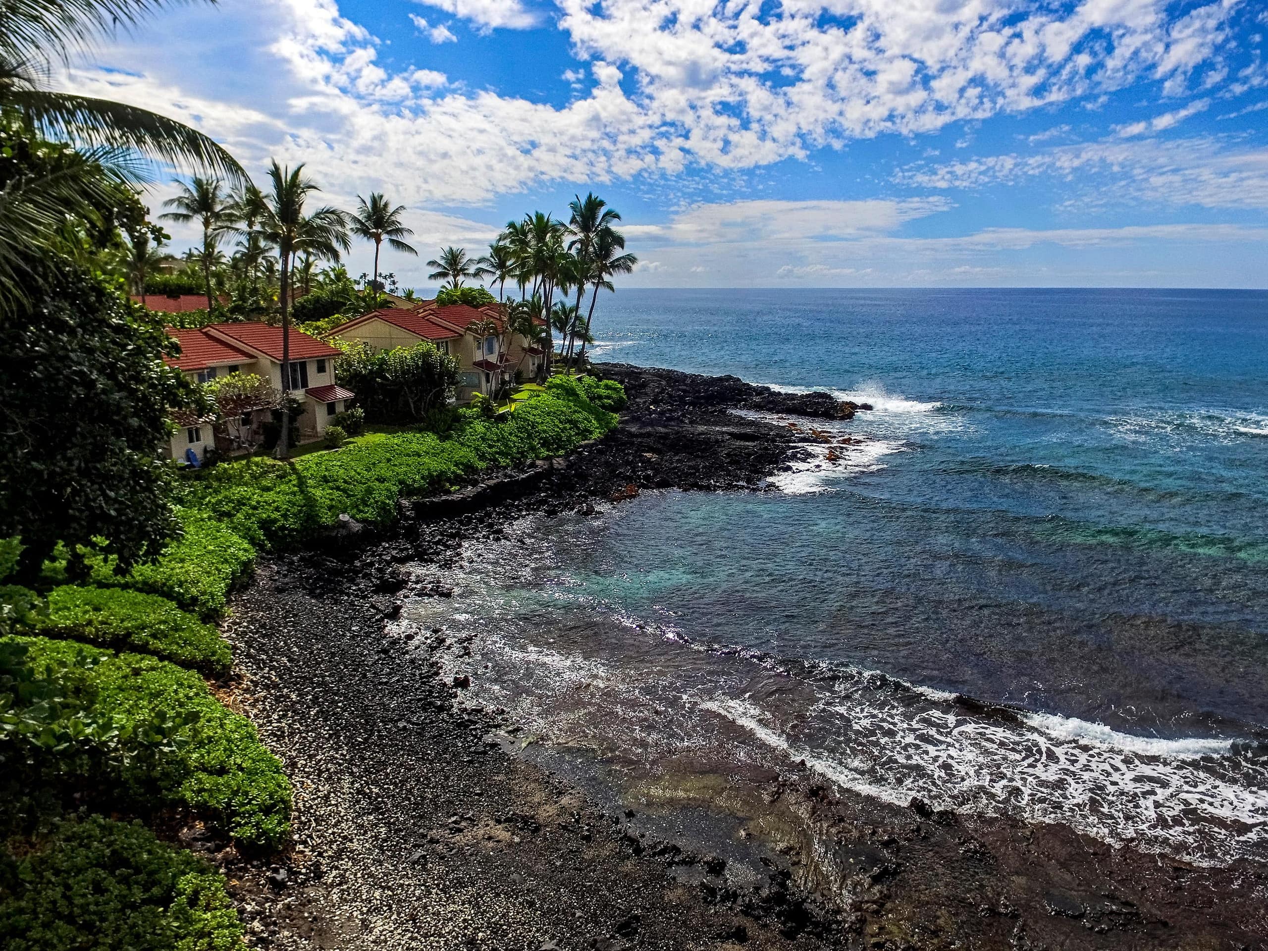 Condo in Kailua-Kona · ★4.98 · 2 bedrooms · 3 beds · 2 baths - Image 37